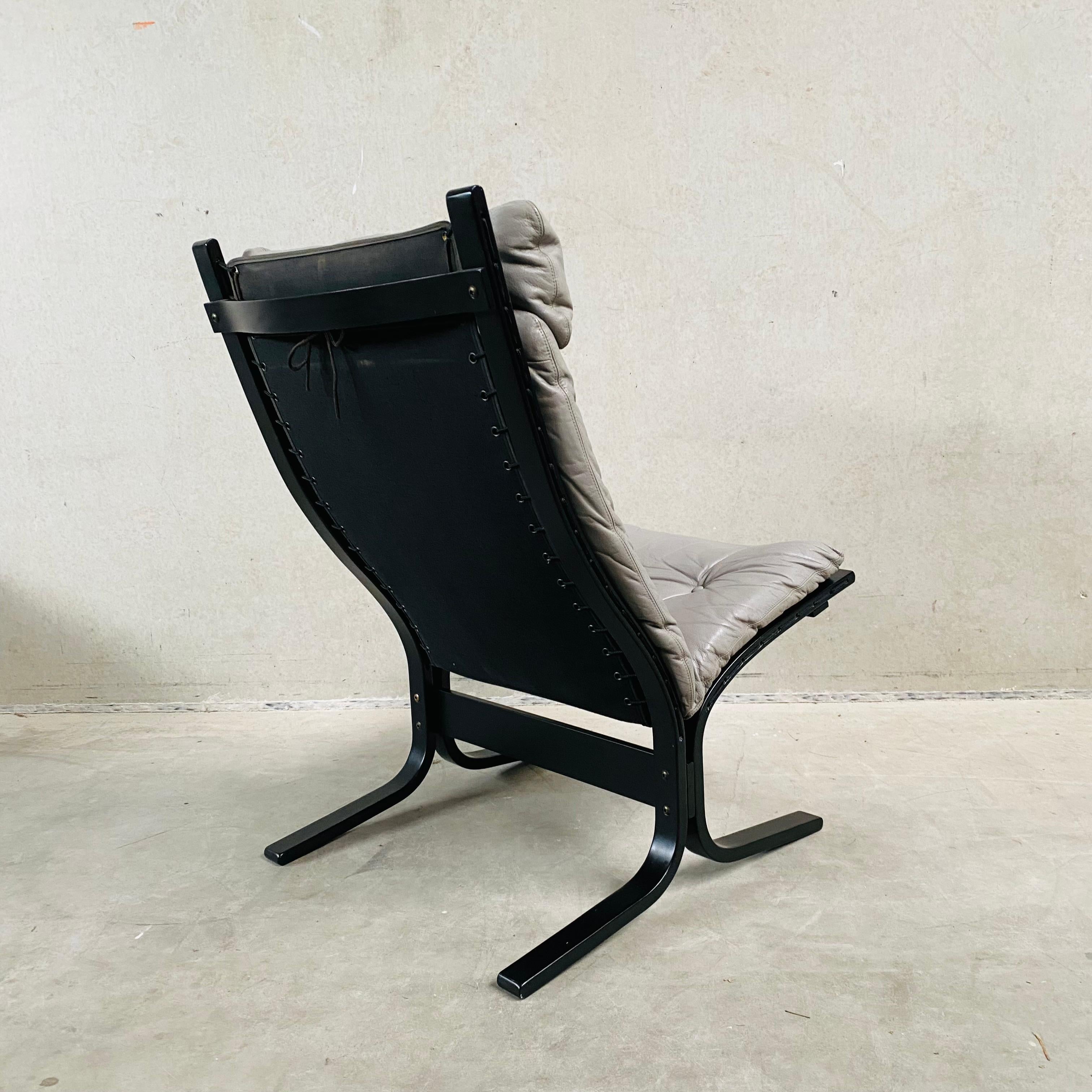 Grey Leather Lounge Chair by Ingmar Relling for Westnofa, Norway 1960s In Good Condition For Sale In DE MEERN, NL