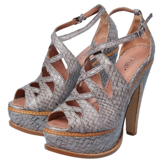 Sandali plateforme in pelle grigia ALAIA