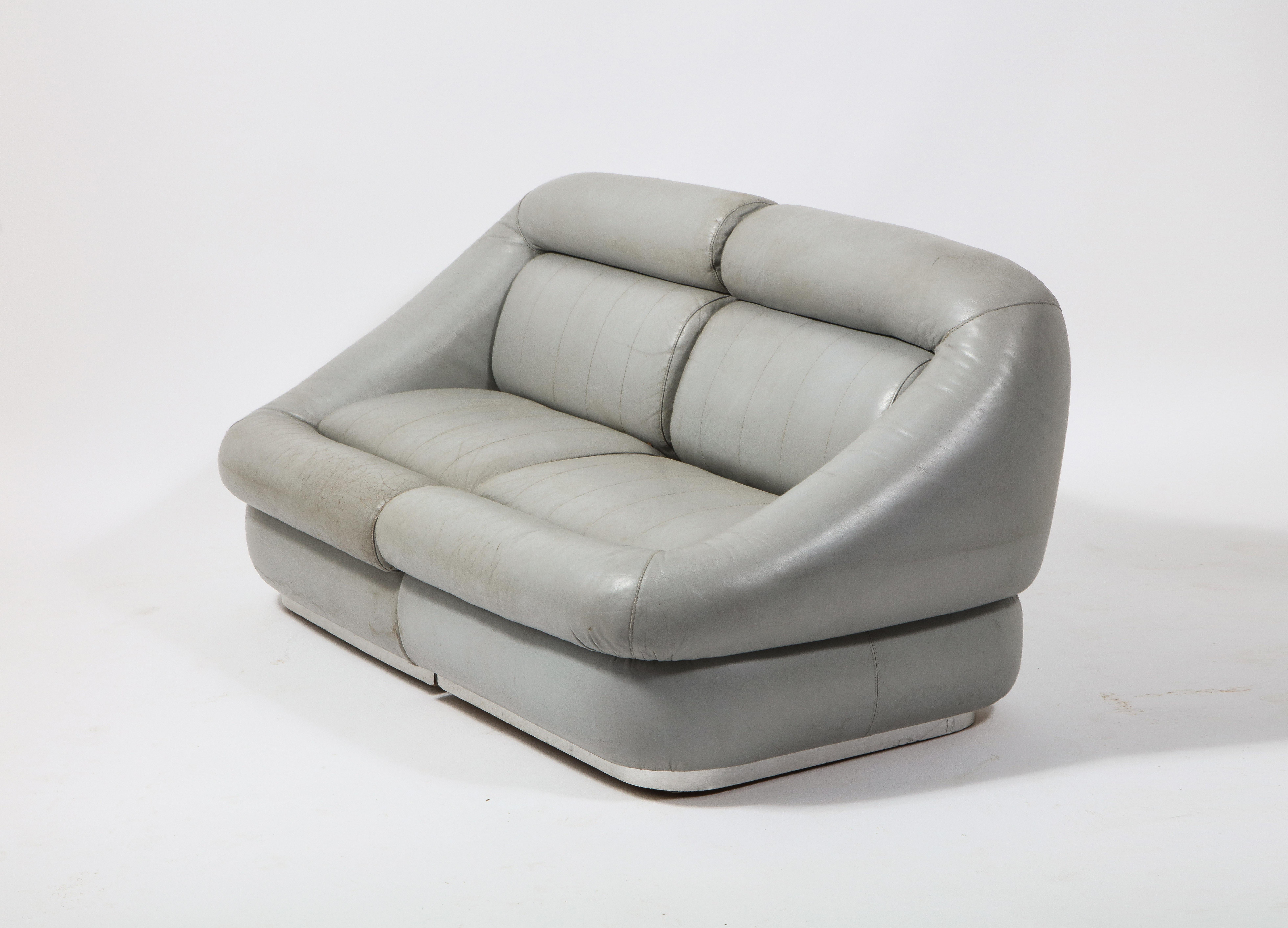 Grey Leather Settee by Cantu, Italy 1970's 3