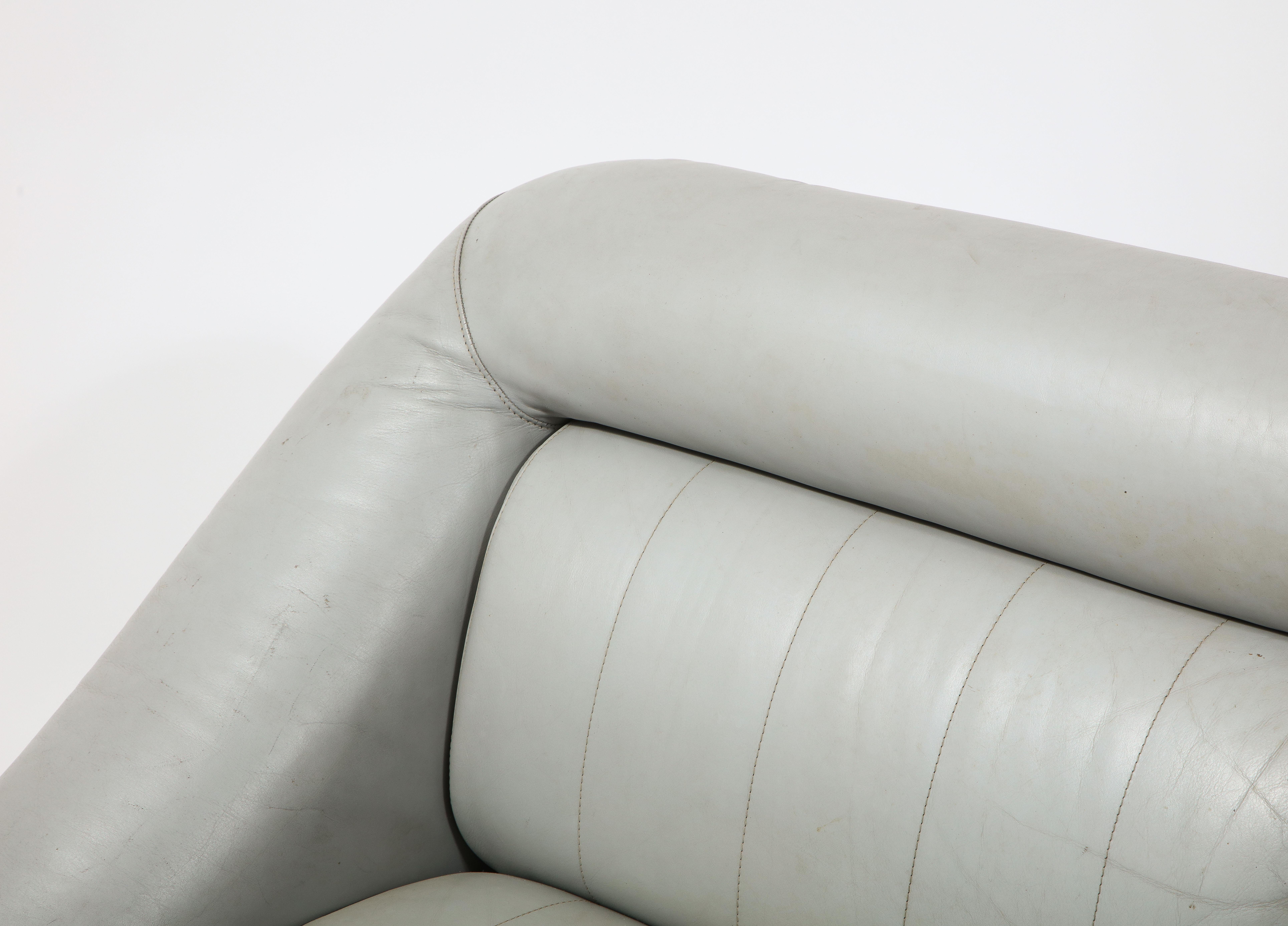 Grey Leather Settee by Cantu, Italy 1970's 2