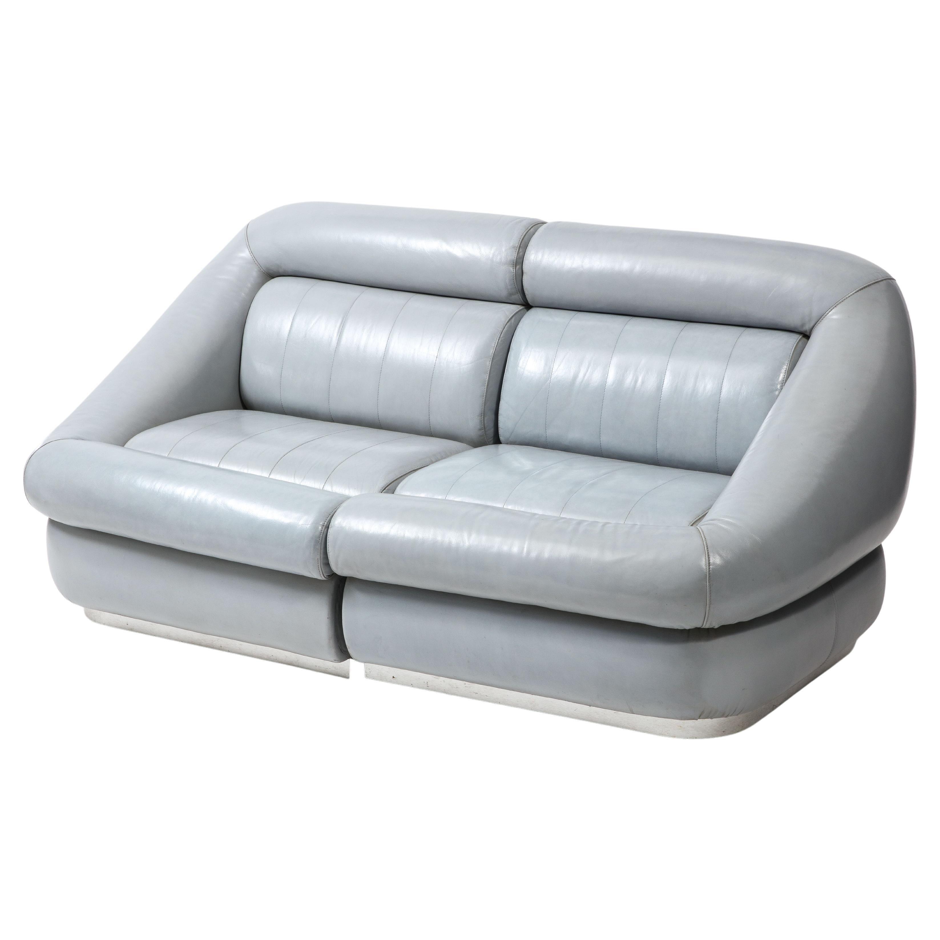 Cantu Grey Leather Settee, Italy 1970's For Sale