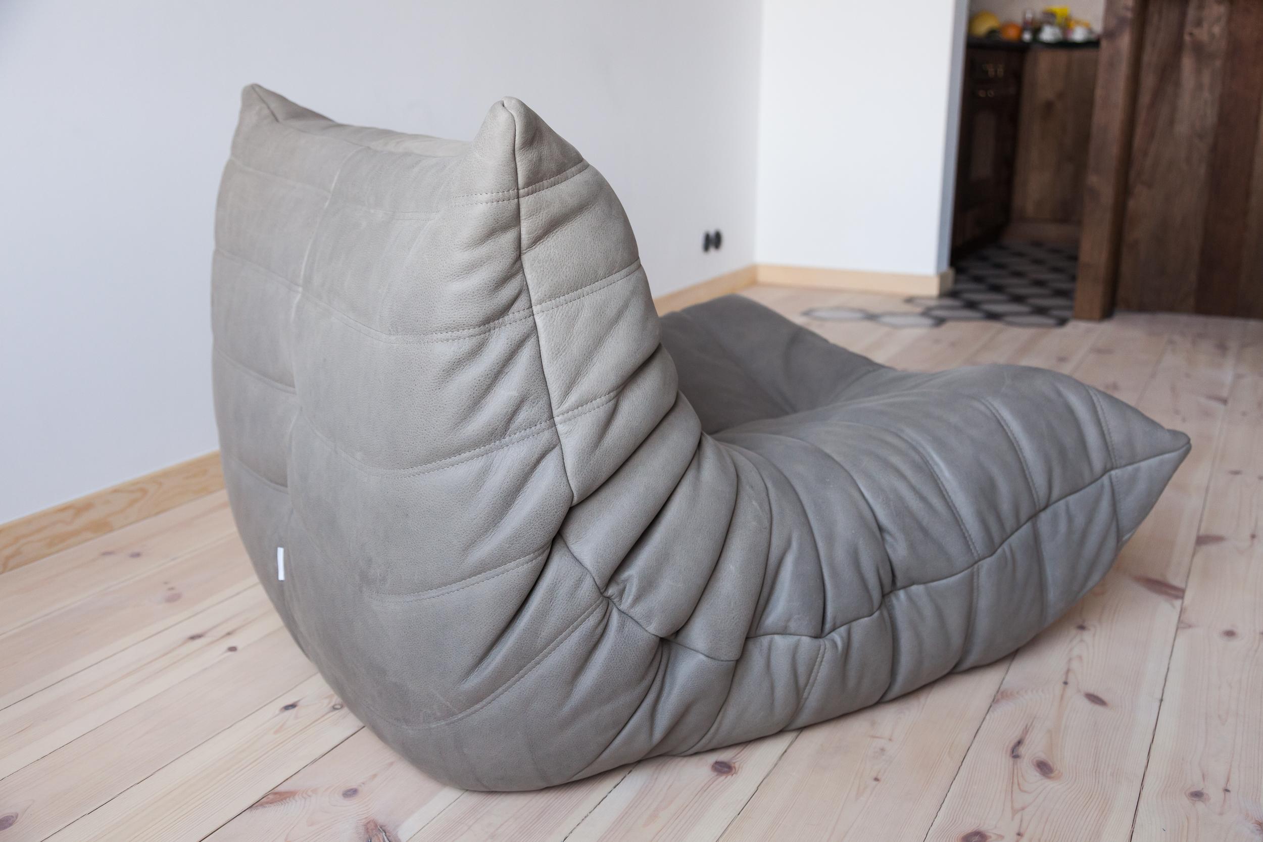 Grey Leather Togo Sofa Set by Michel Ducaroy for Ligne Roset, Set of Five im Angebot 5