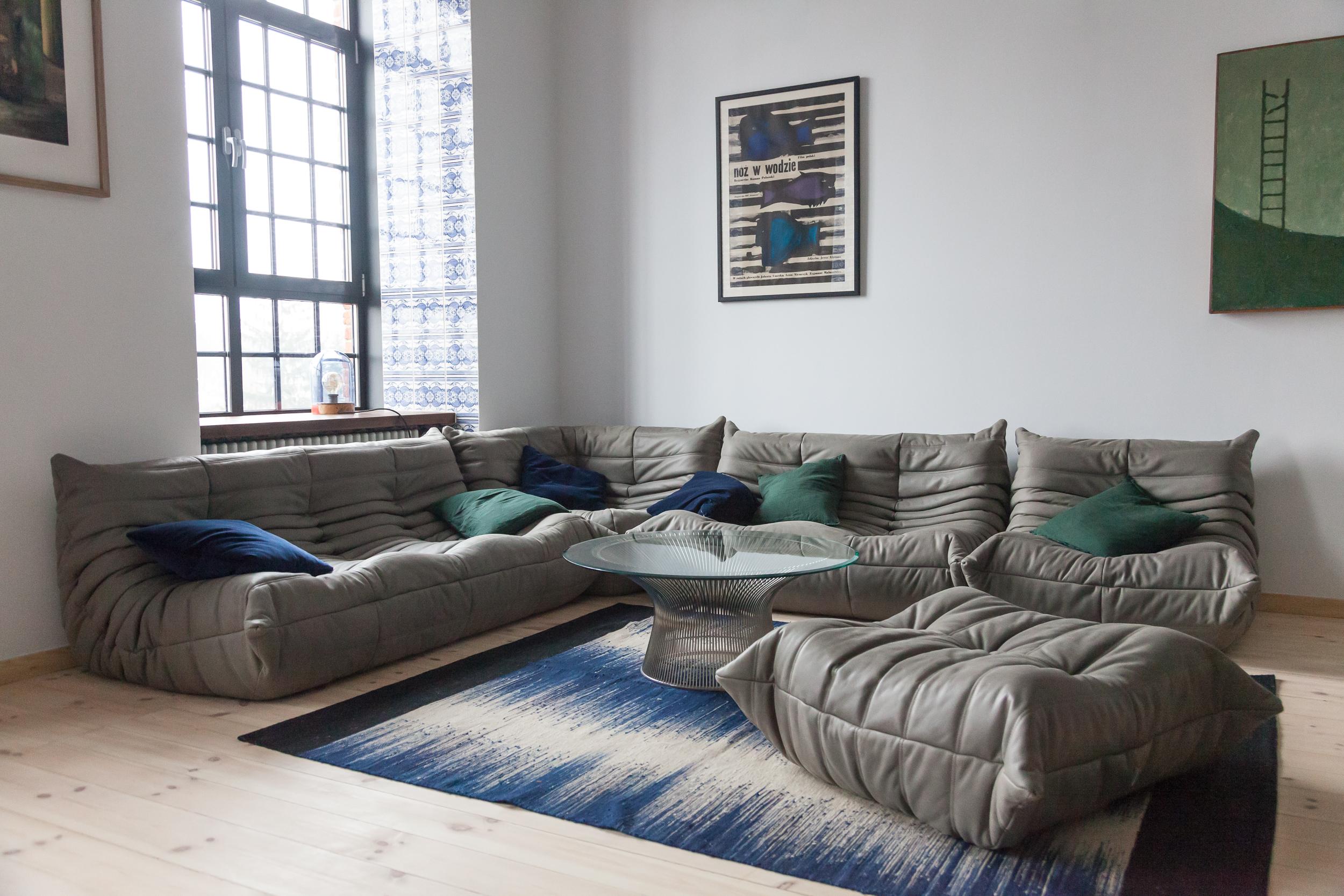 Grey Leather Togo Sofa Set by Michel Ducaroy for Ligne Roset, Set of Five (Moderne der Mitte des Jahrhunderts) im Angebot