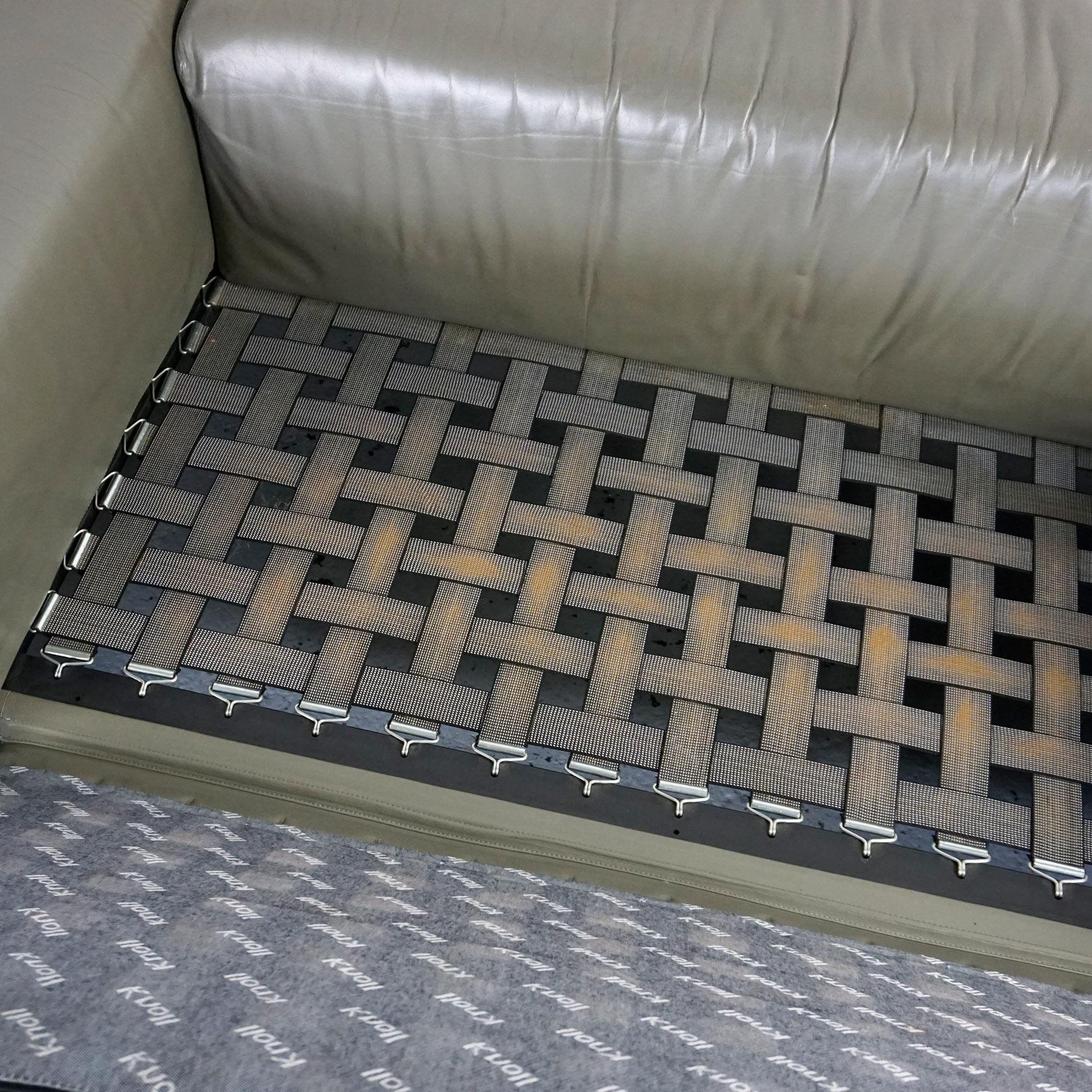 Canapé deux places en cuir gris Brigadier de Cini Boeri pour Knoll 1