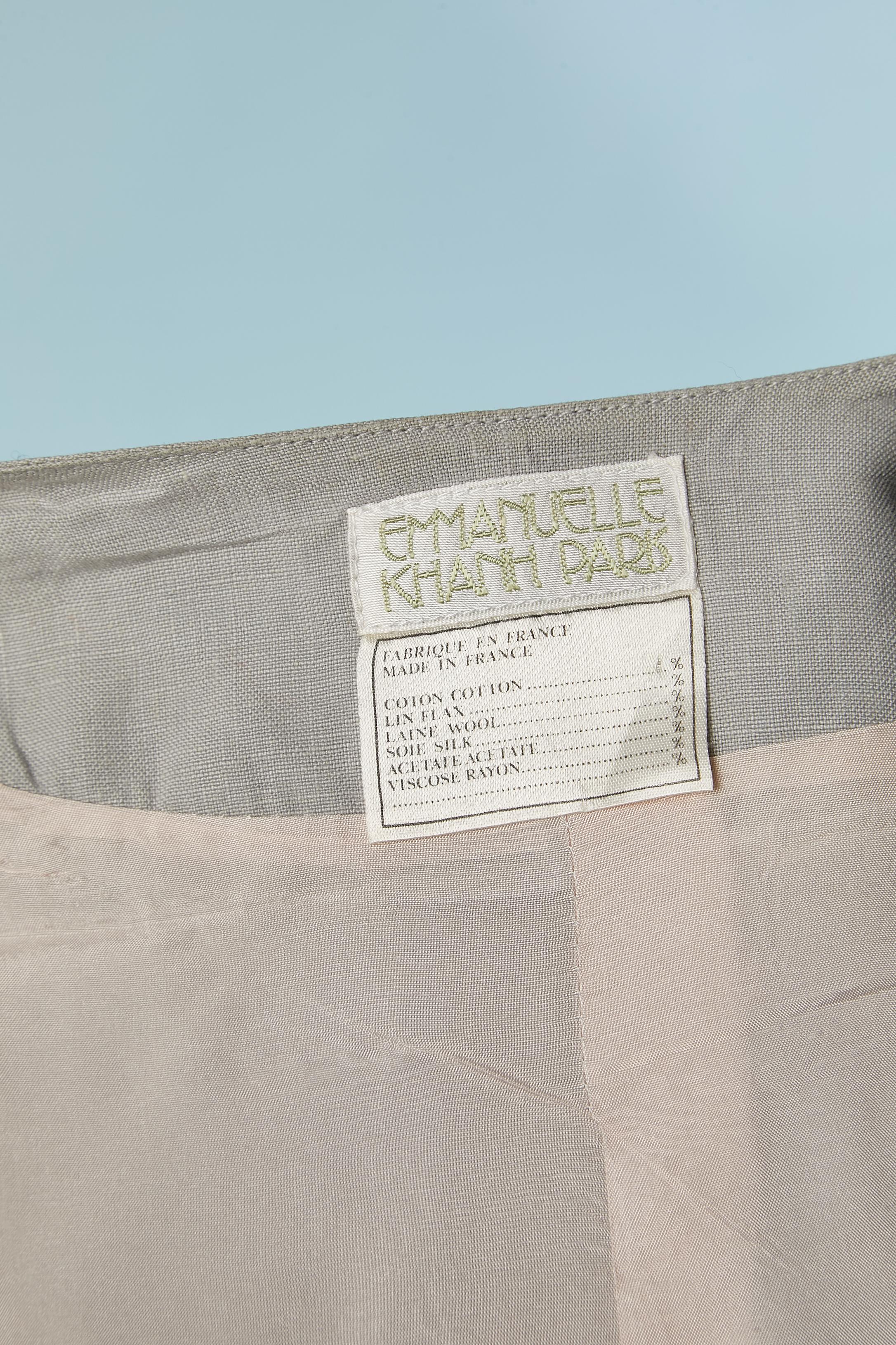 Traje de falda de lino gris con aplique de flores EMMANUELLE KHANH en venta 3