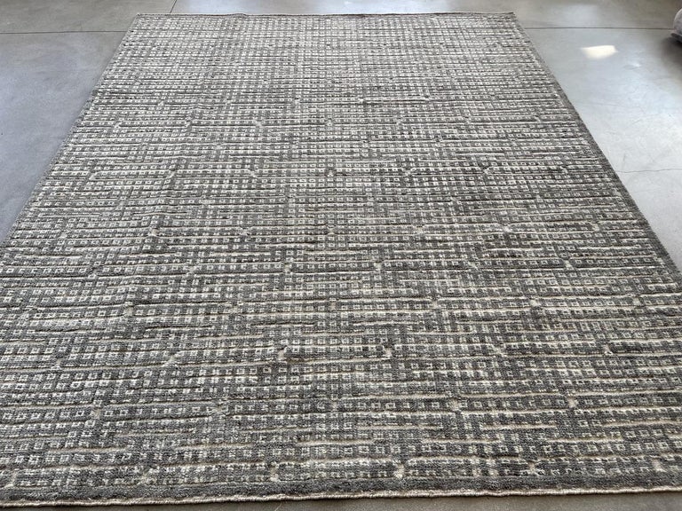 Grey Low Pile Wool Area Rug For Sale at 1stDibs