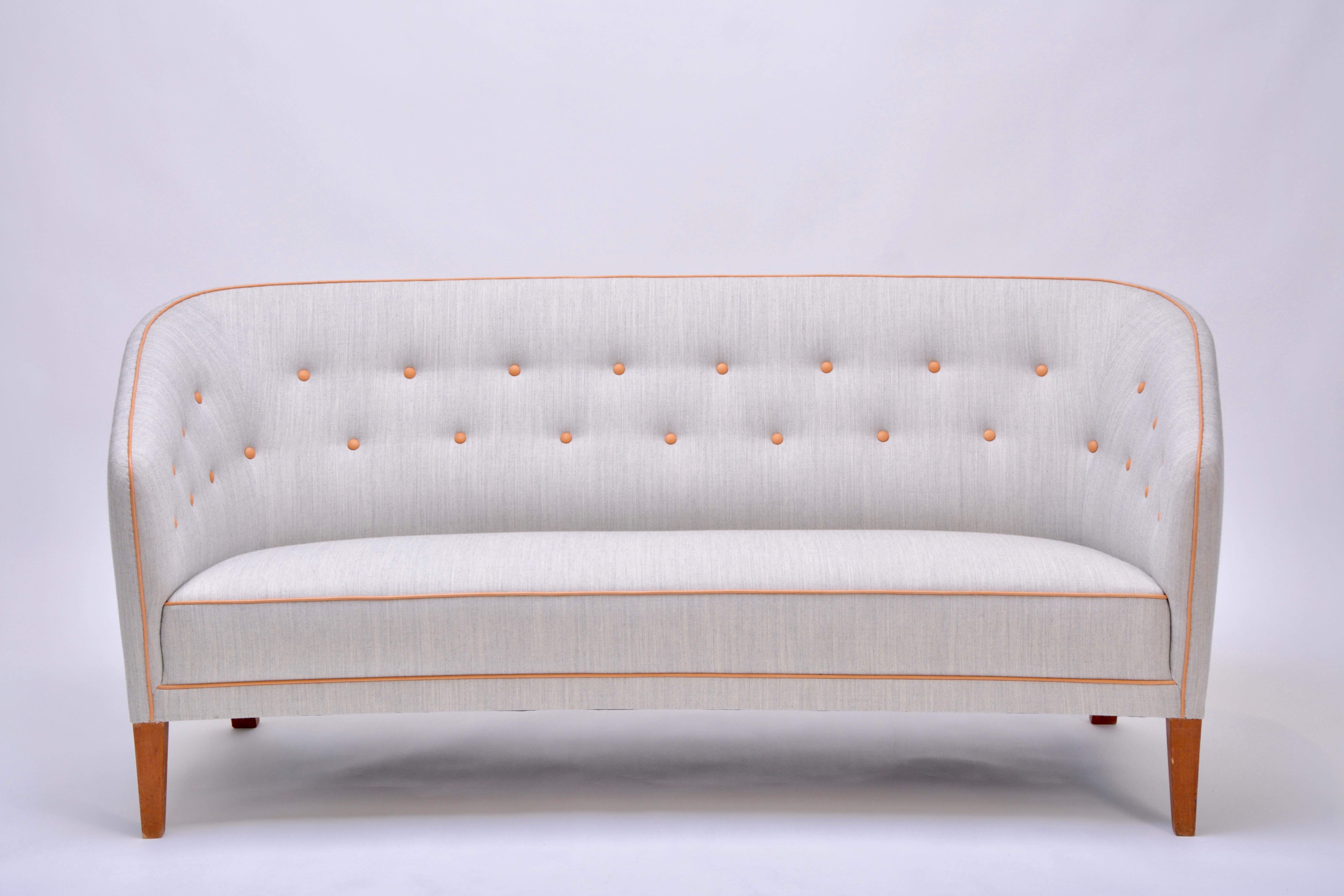 Mid-20th Century Grey Danish Mid-Century Modern three-seat sofa by Ludvig Pontoppidan 