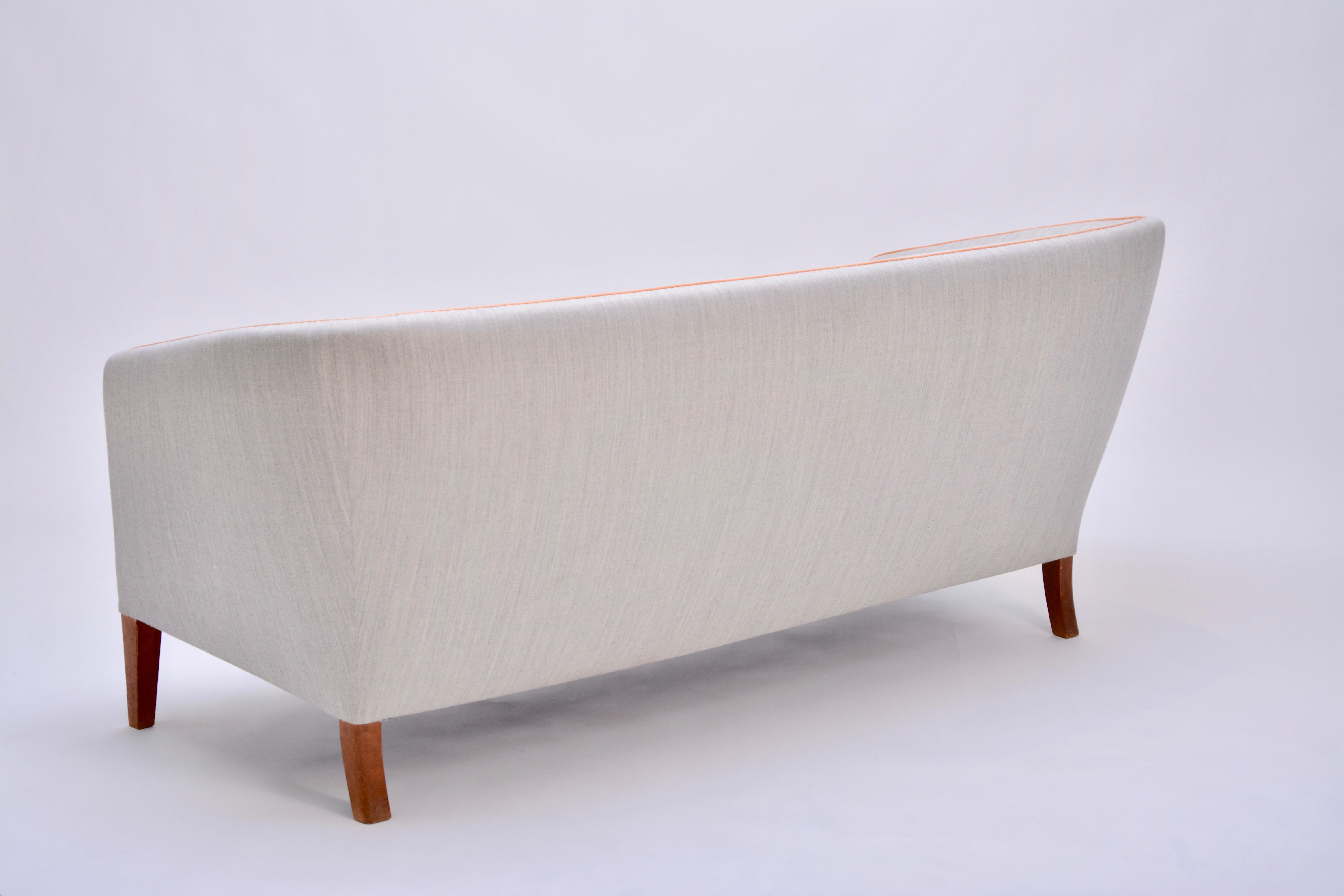 Grey Danish Mid-Century Modern three-seat sofa by Ludvig Pontoppidan  3