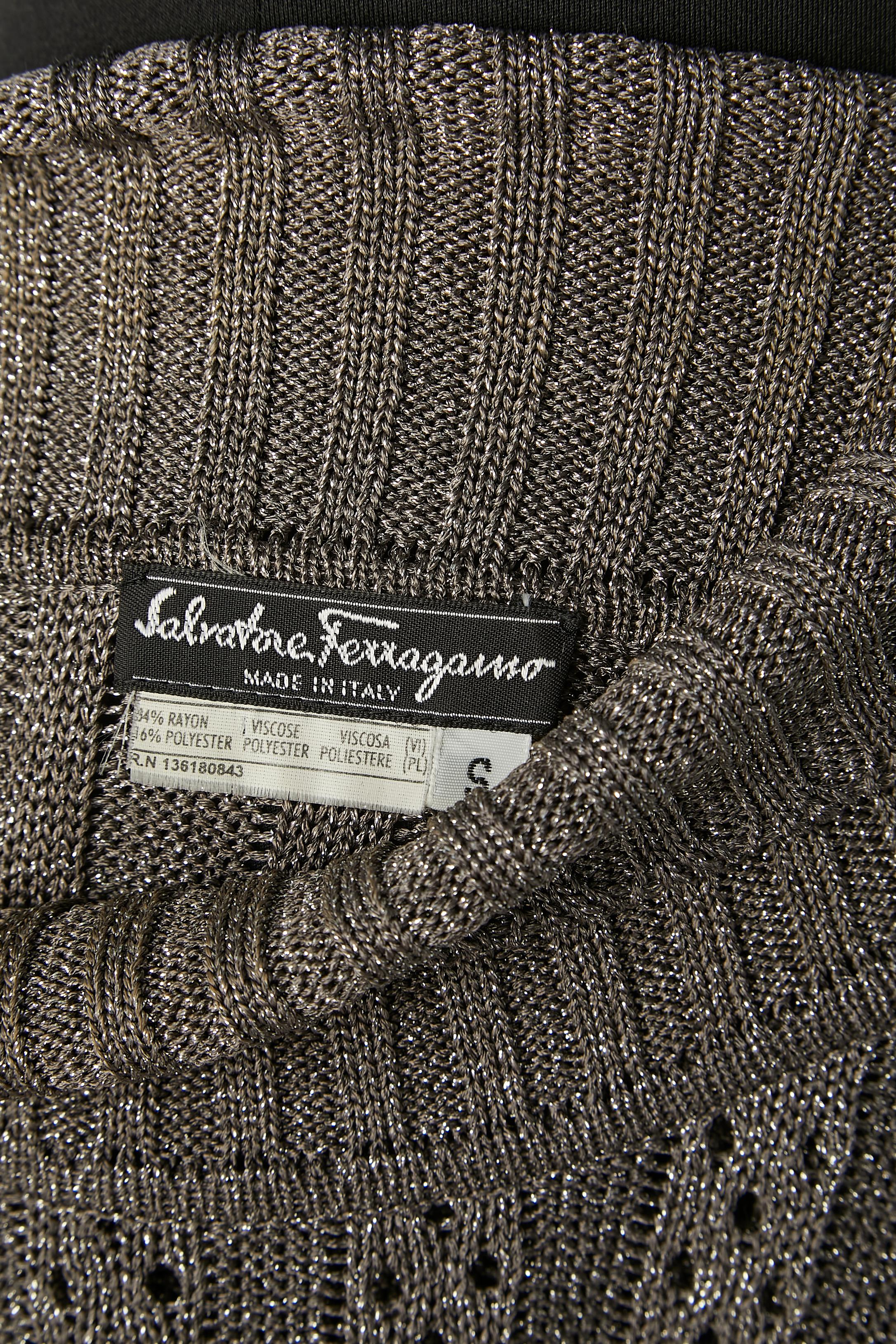 Pull à col roulé en lurex gris à carreaux Salvatore Ferragamo en vente 1
