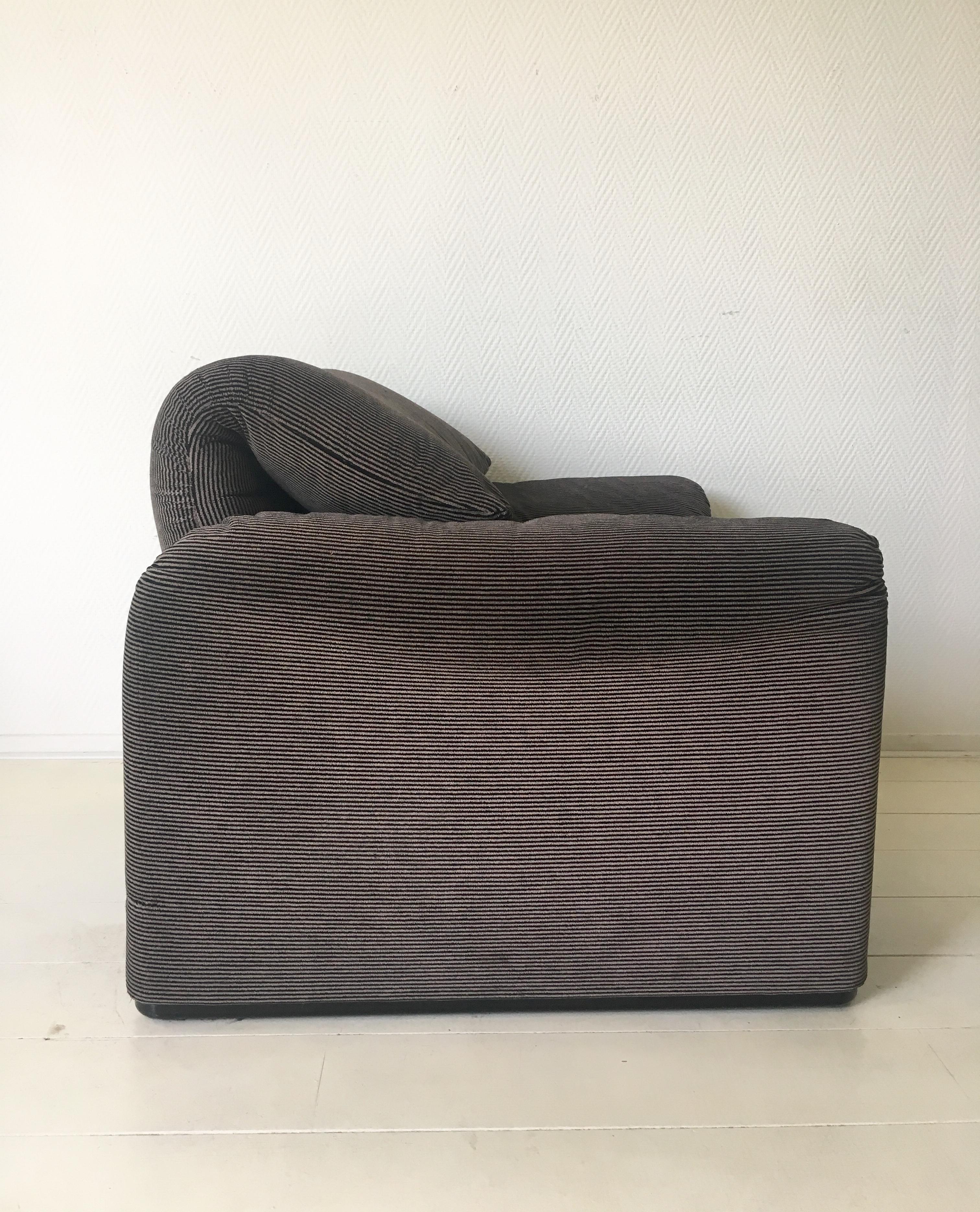 Grey Maralunga Armchair by Vico Magistretti for Cassina, 1970s 2