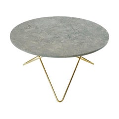 Mesa "O" de mármol gris y latón by OxDenmarq