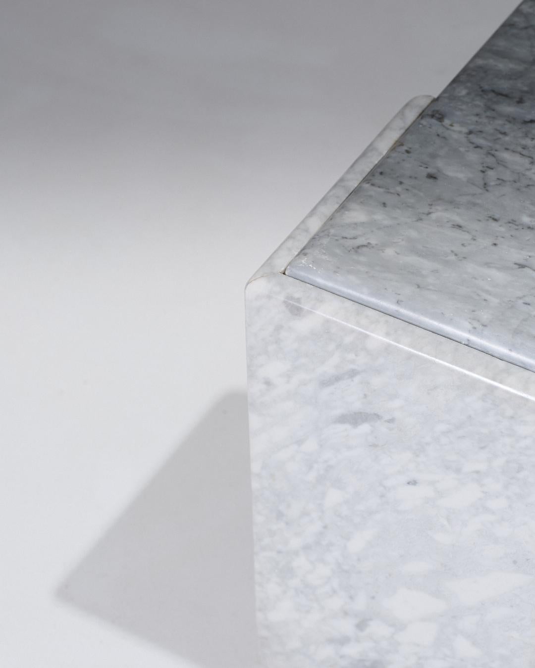 20th Century Grey Marble Drop-Shaped Coffee Table, 1980s For Sale