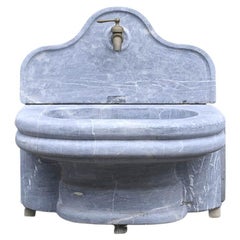 Fontaine murale vintage en marbre gris