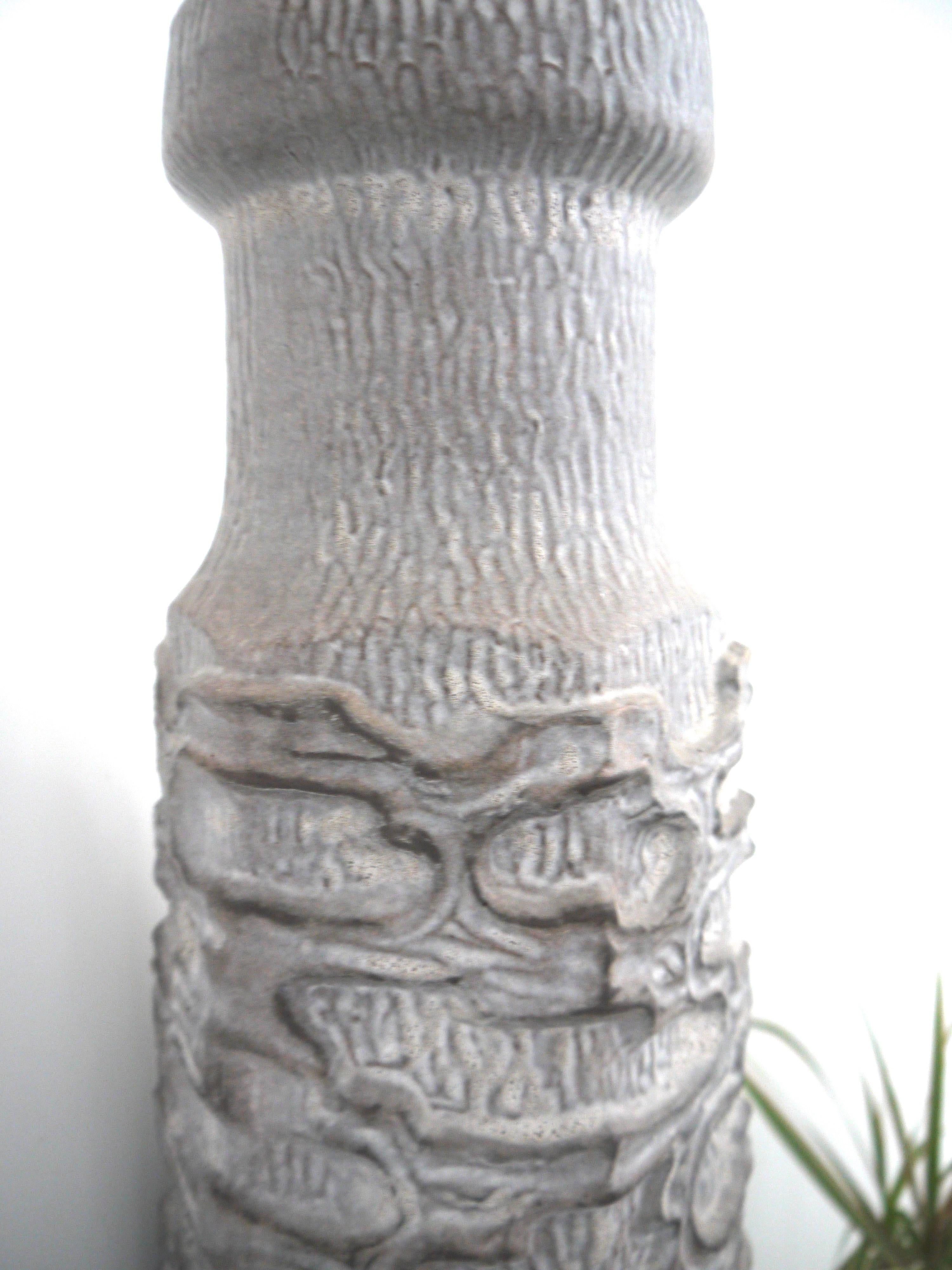 Grey Mid-Century Modern/Modernist Brutalist Floor Vase, Late 1950s to Mid-1960s In Good Condition In Halstead, GB