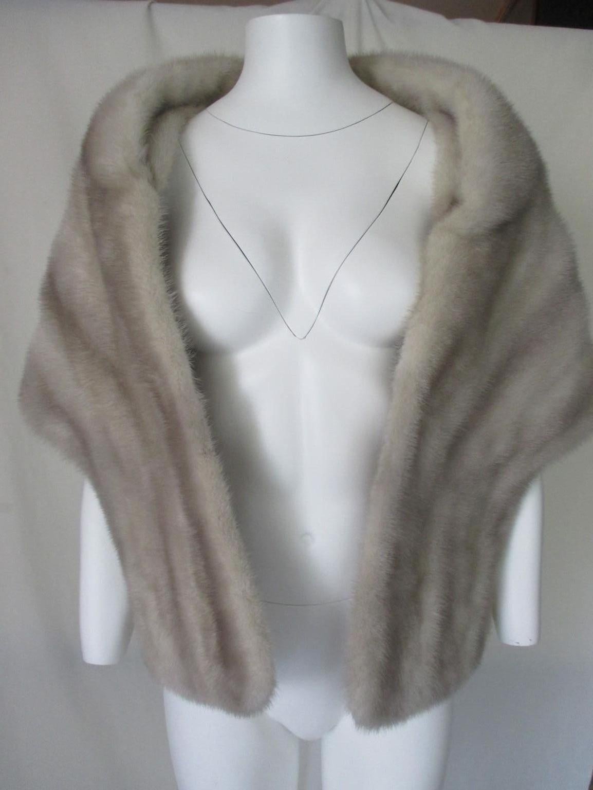 Women's or Men's Grey Mink Fur Stole