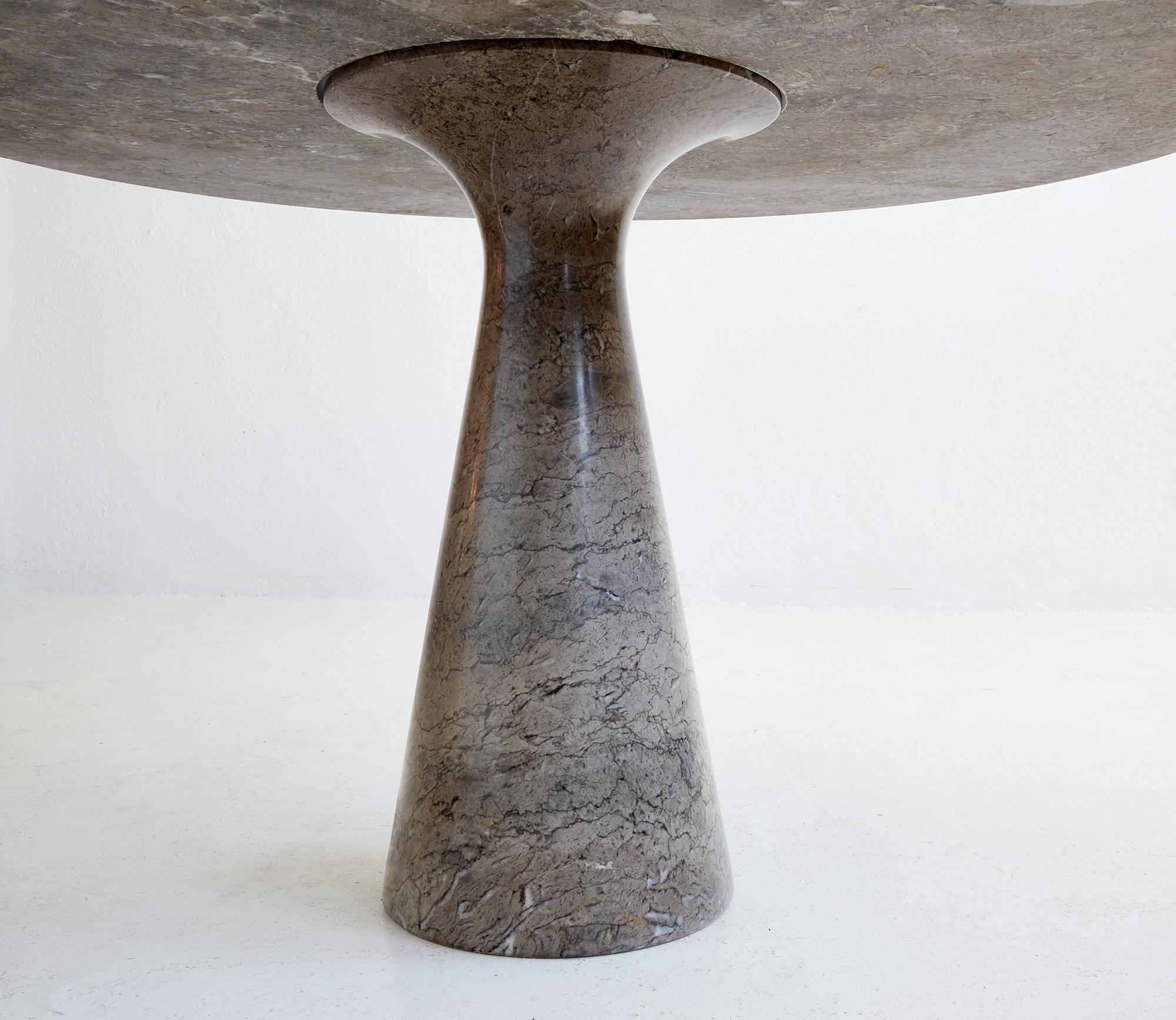 Grey Mondragone Marble Dining Table by Angelo Mangiarotti, Ed. Skipper, Italy 19 For Sale 4