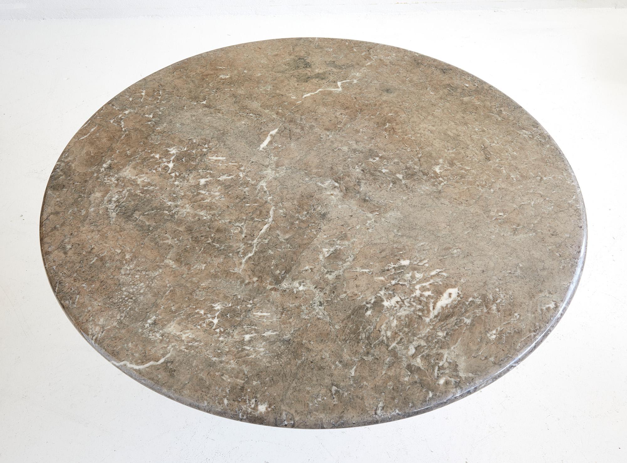 Grey Mondragone Marble Dining Table by Angelo Mangiarotti, Ed. Skipper, Italy 19 In Good Condition For Sale In Renens, CH