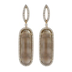Boucles d'oreilles en or jaune 14 carats avec pierre de lune grise et diamants