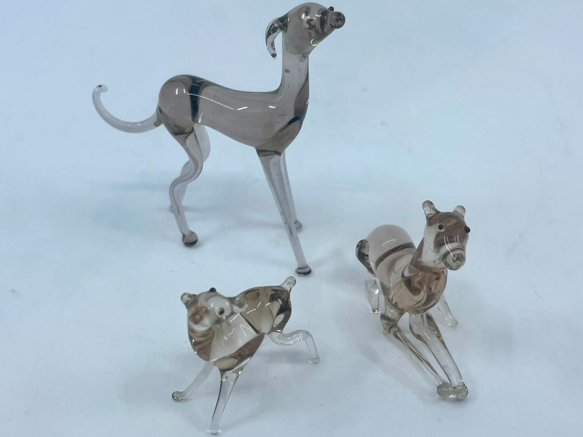 Graue Murano Hunde (Handgefertigt) im Angebot