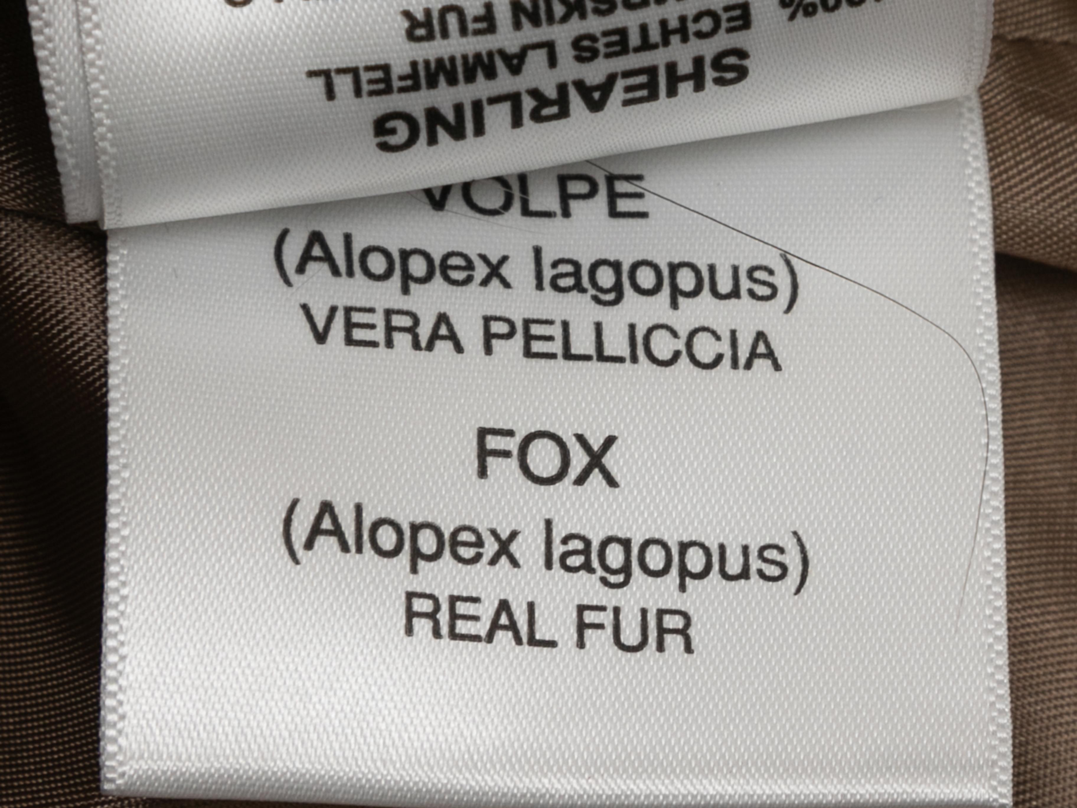 Grey Natacha & Vanessa Rabbit Fur & Fox Fox Zip Jacket Size FR 38 For Sale 1