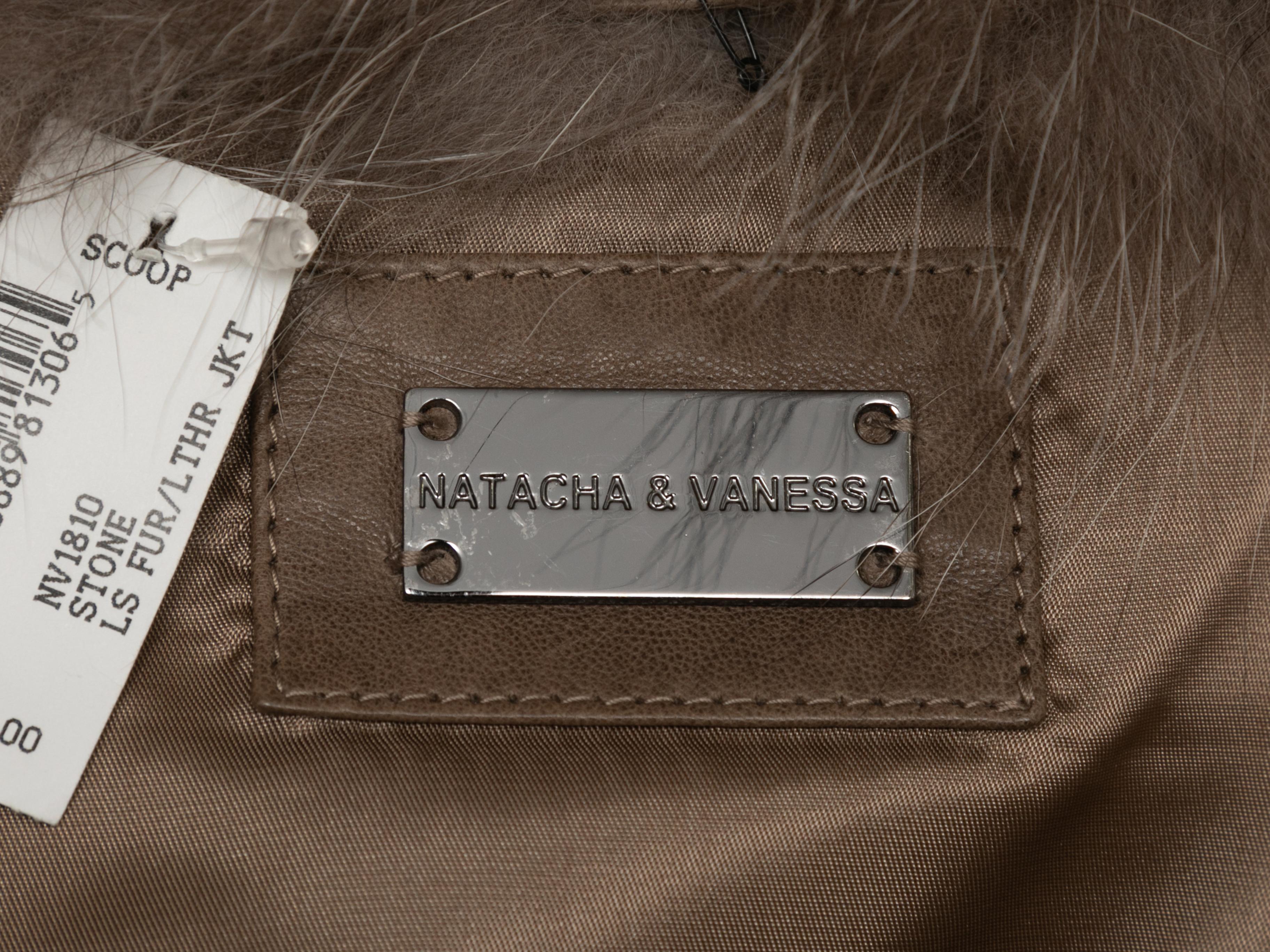 Grey Natacha & Vanessa Rabbit Fur & Fox Fox Zip Jacket Size FR 38 For Sale 2
