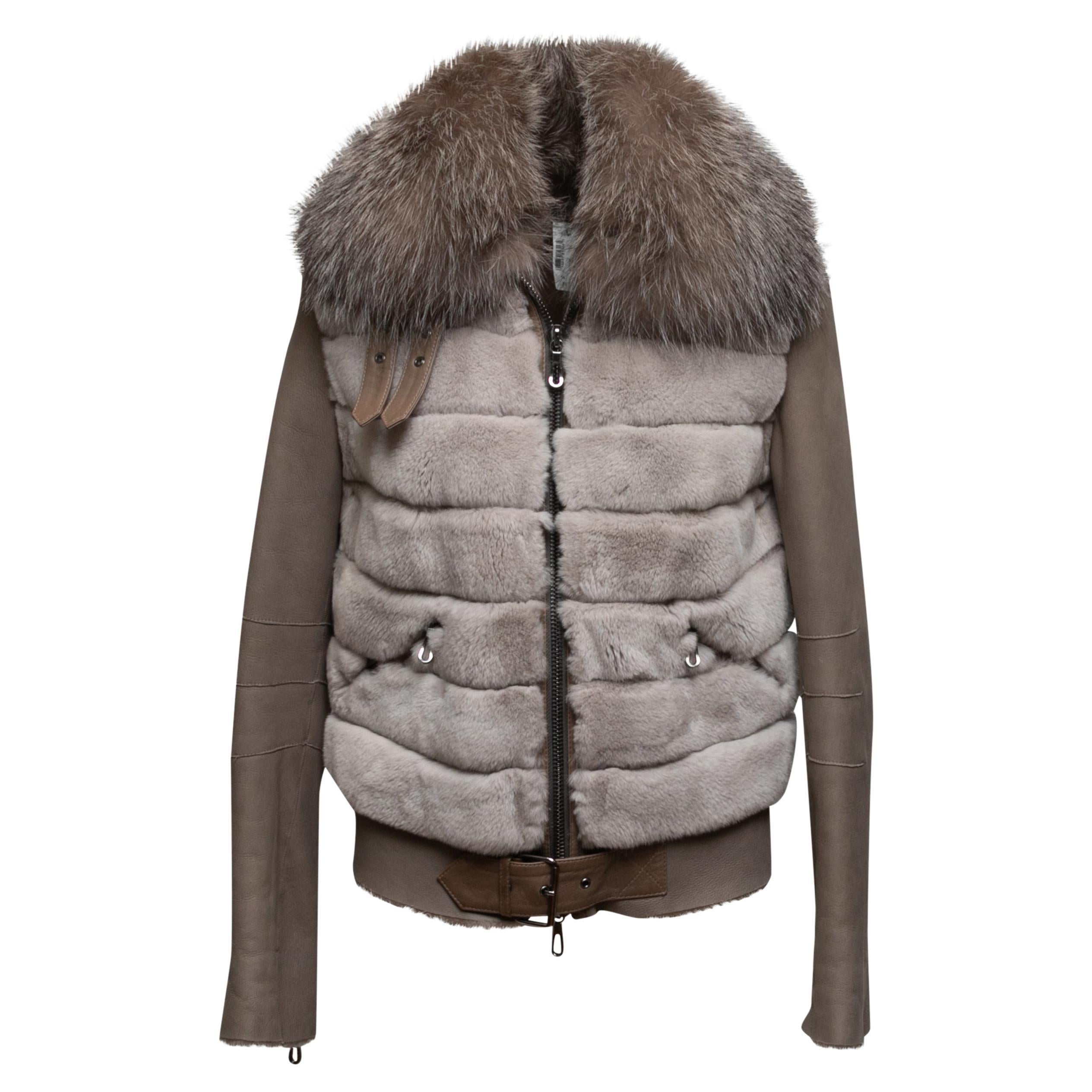 Grey Natacha & Vanessa Rabbit Fur & Fox Fox Zip Jacket Size FR 38 For Sale