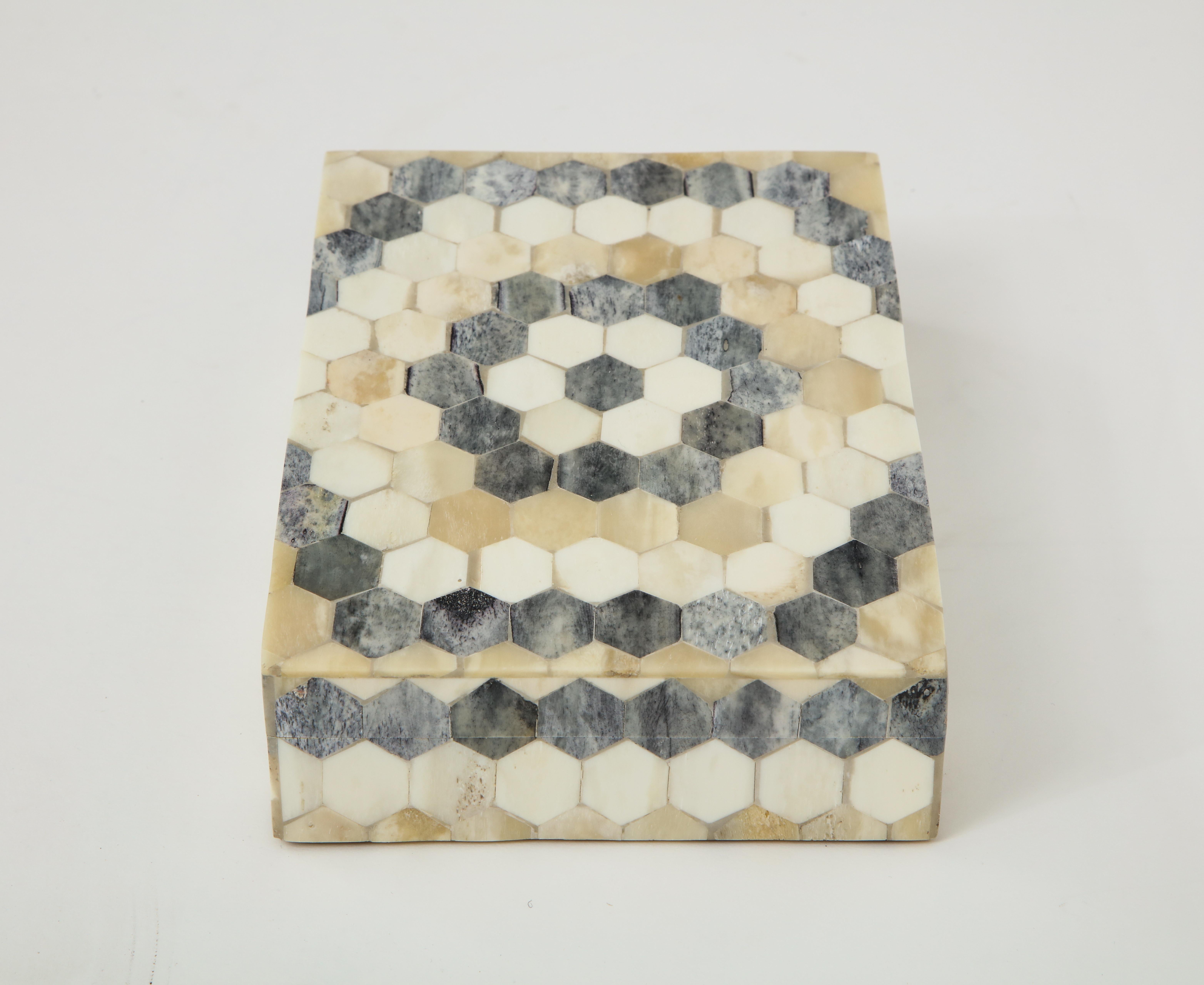 Philippine Grey, Natural, Tan Bone Mosaic Pattern Box