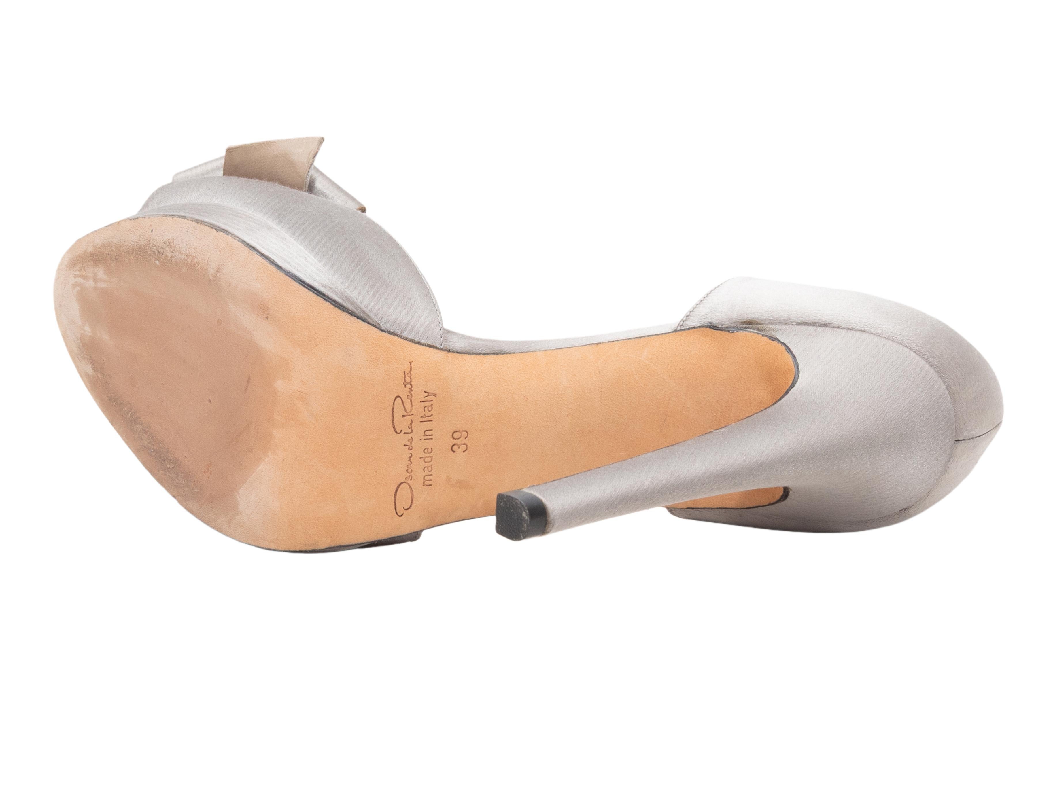 De las mujeres Gris Oscar De La Renta Satén Peep-Toe Bow Bombas Tamaño 39 en venta
