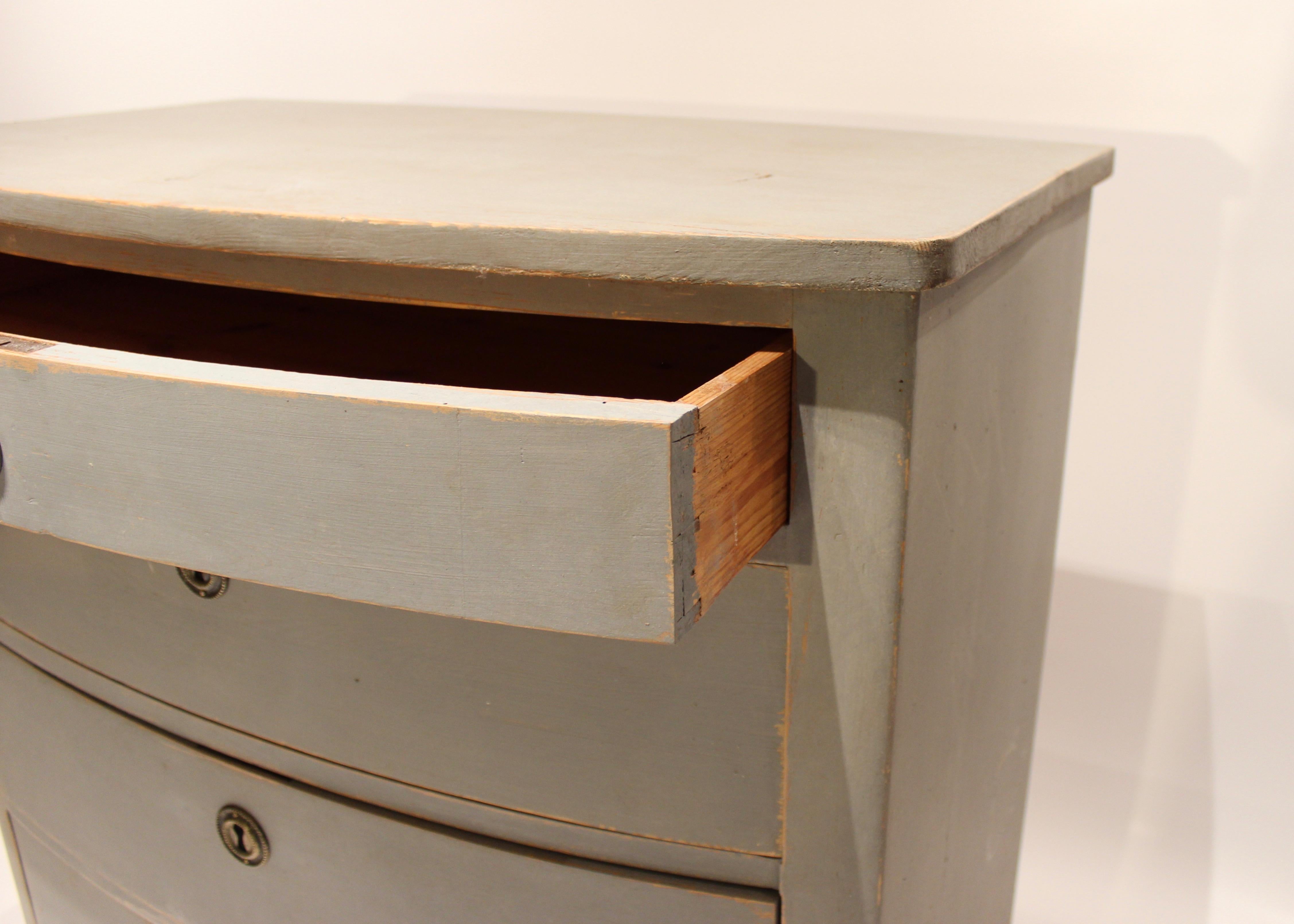 Wood Grey Painted Chest of Drawers in the Style of Gustavian, 1880s