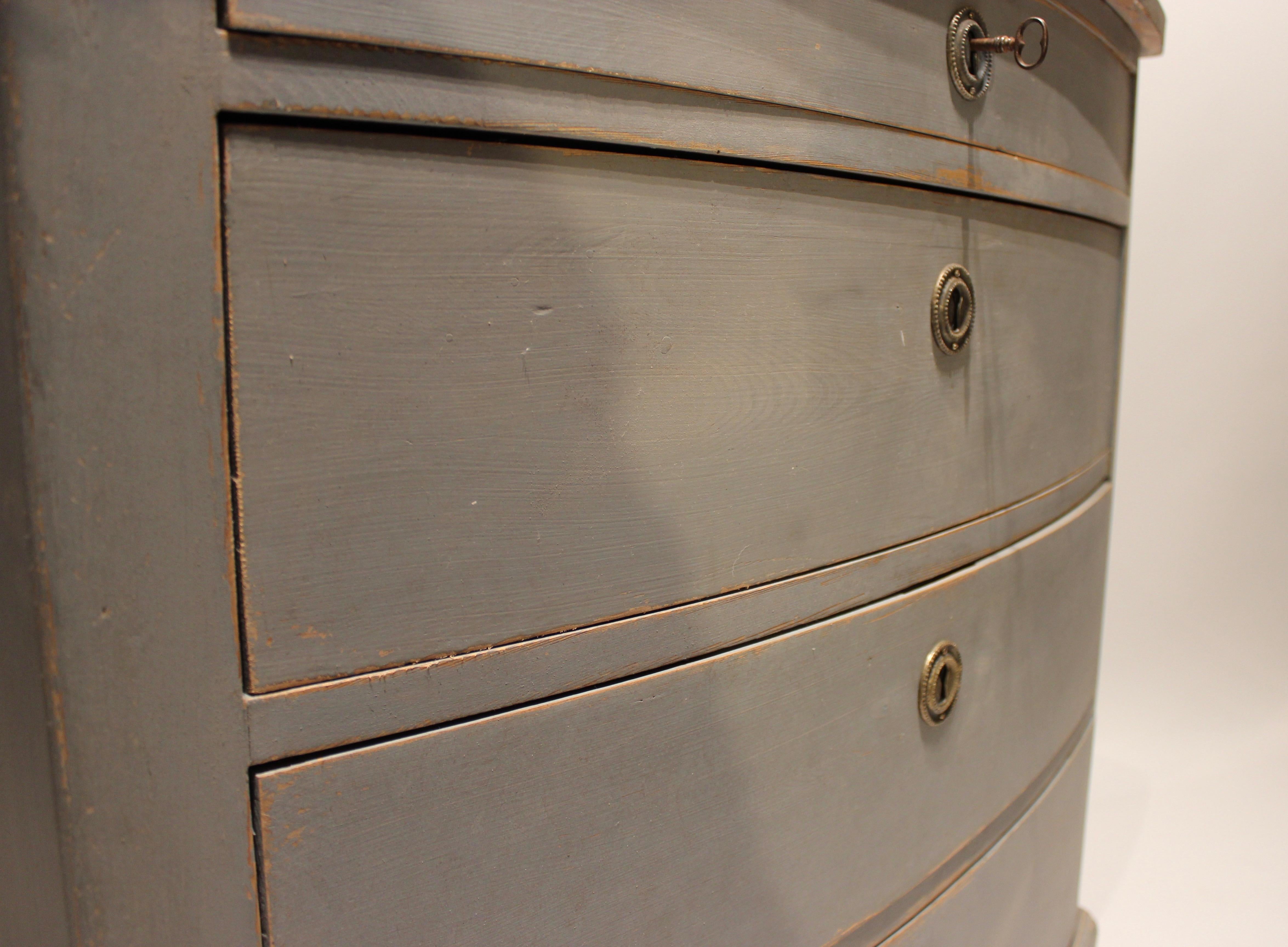 Grey Painted Chest of Drawers in the Style of Gustavian, 1880s 2