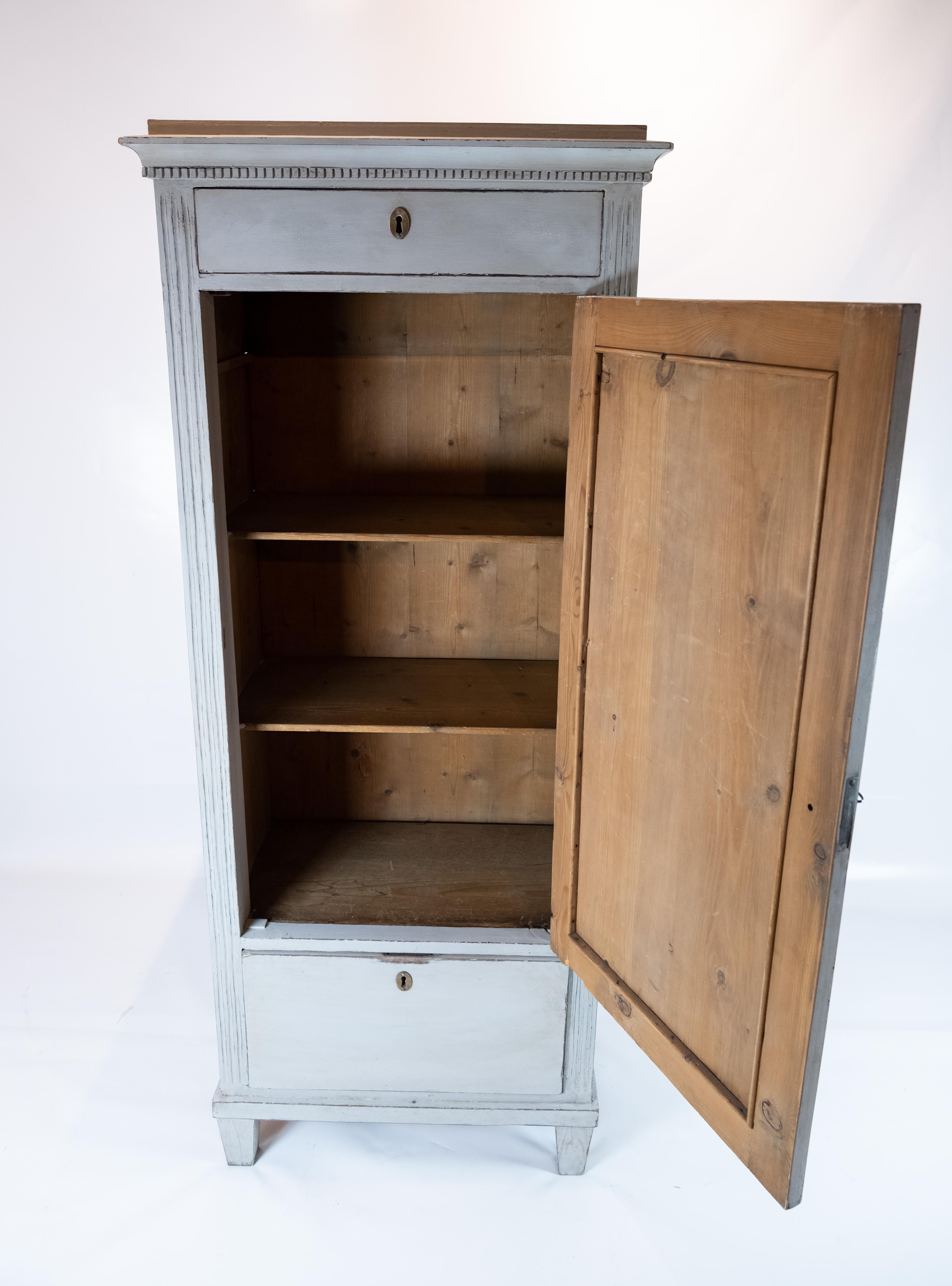 Mid-19th Century Grey Painted Gustavian Tall Cabinet, in Great Condition from the 1840s