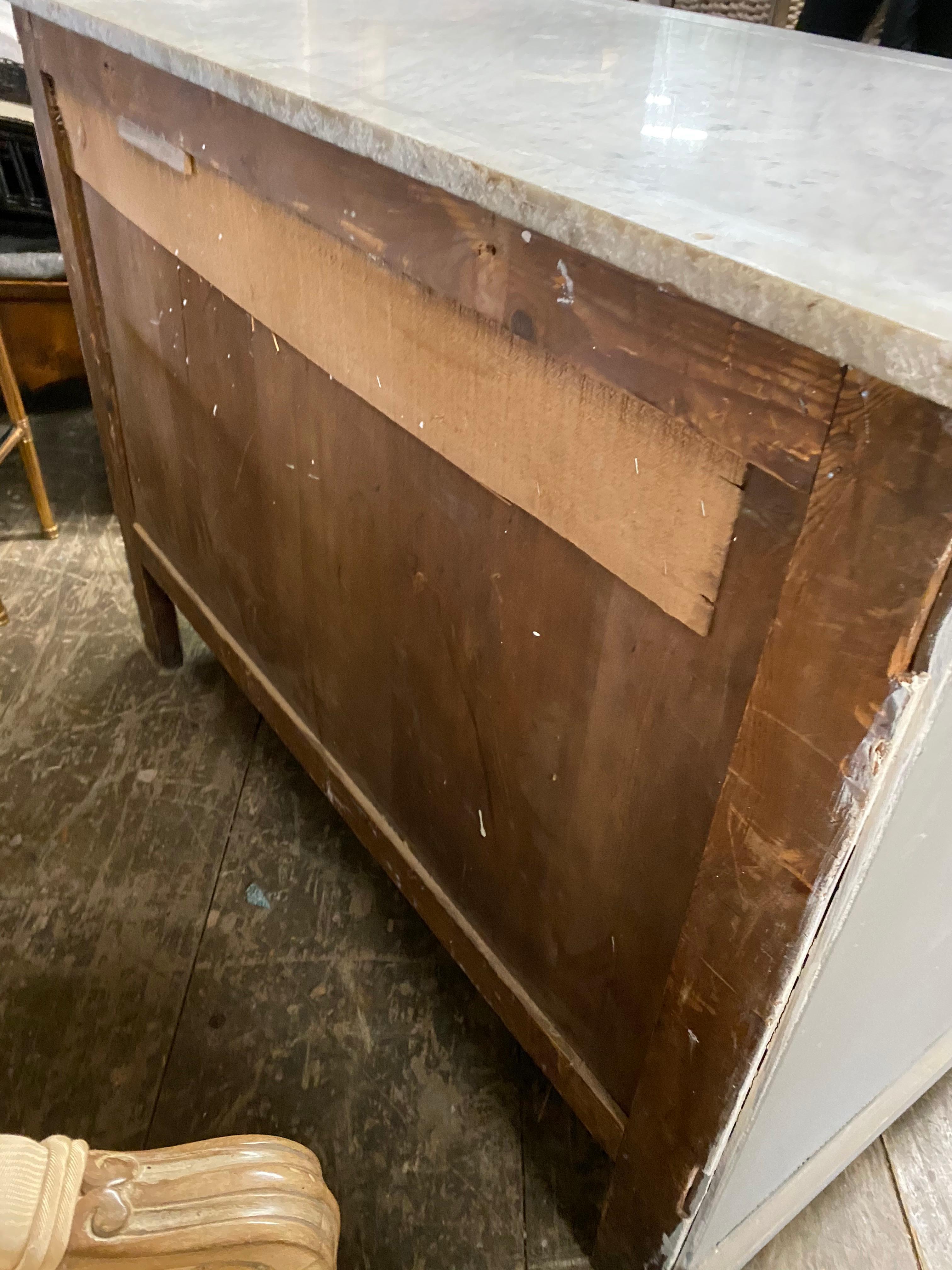 Grey Painted Marble-Top Chest of Drawers In Good Condition For Sale In Sheffield, MA