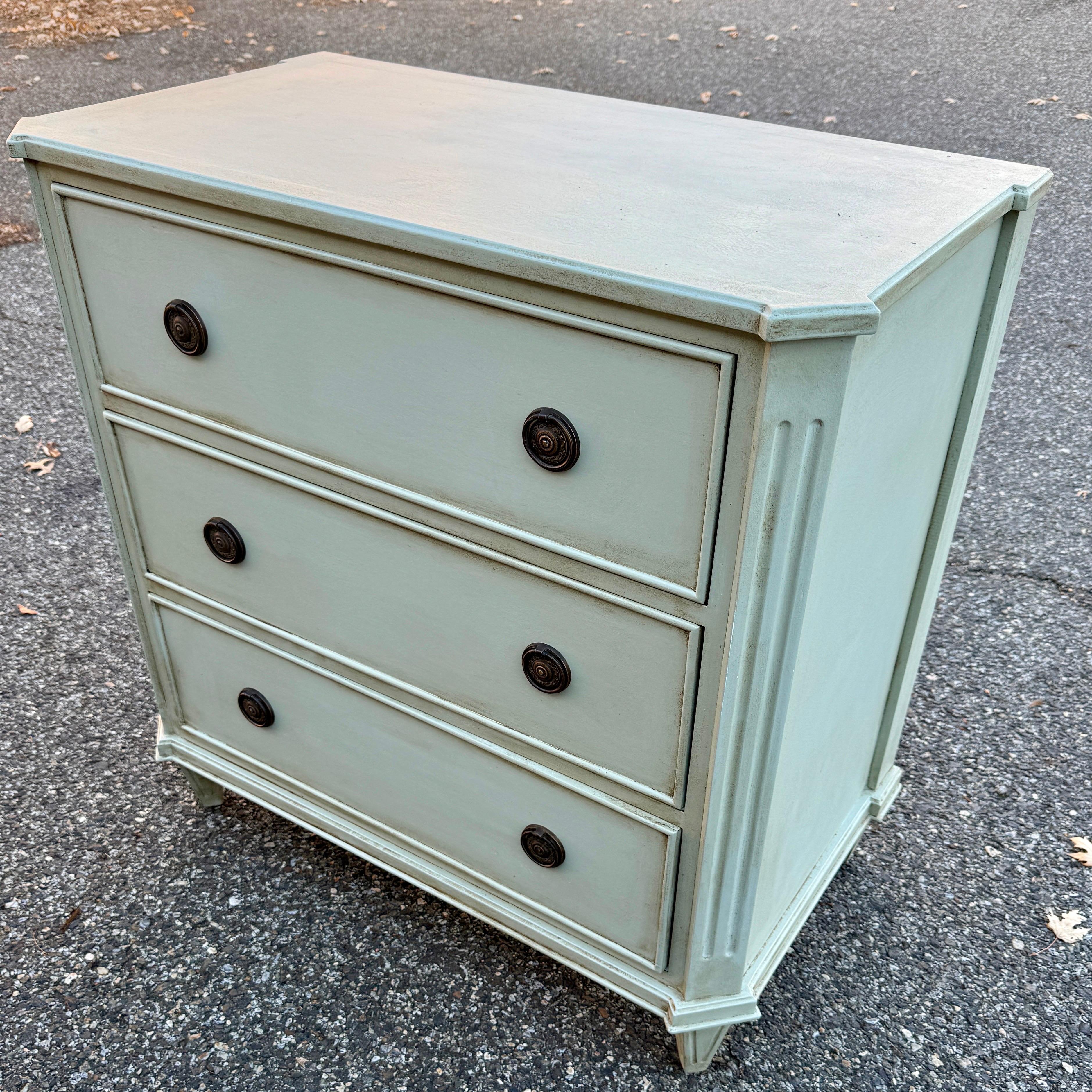 Swedish Gustavian Style Painted 3 Drawer Chest Bureau In Good Condition For Sale In Haddonfield, NJ
