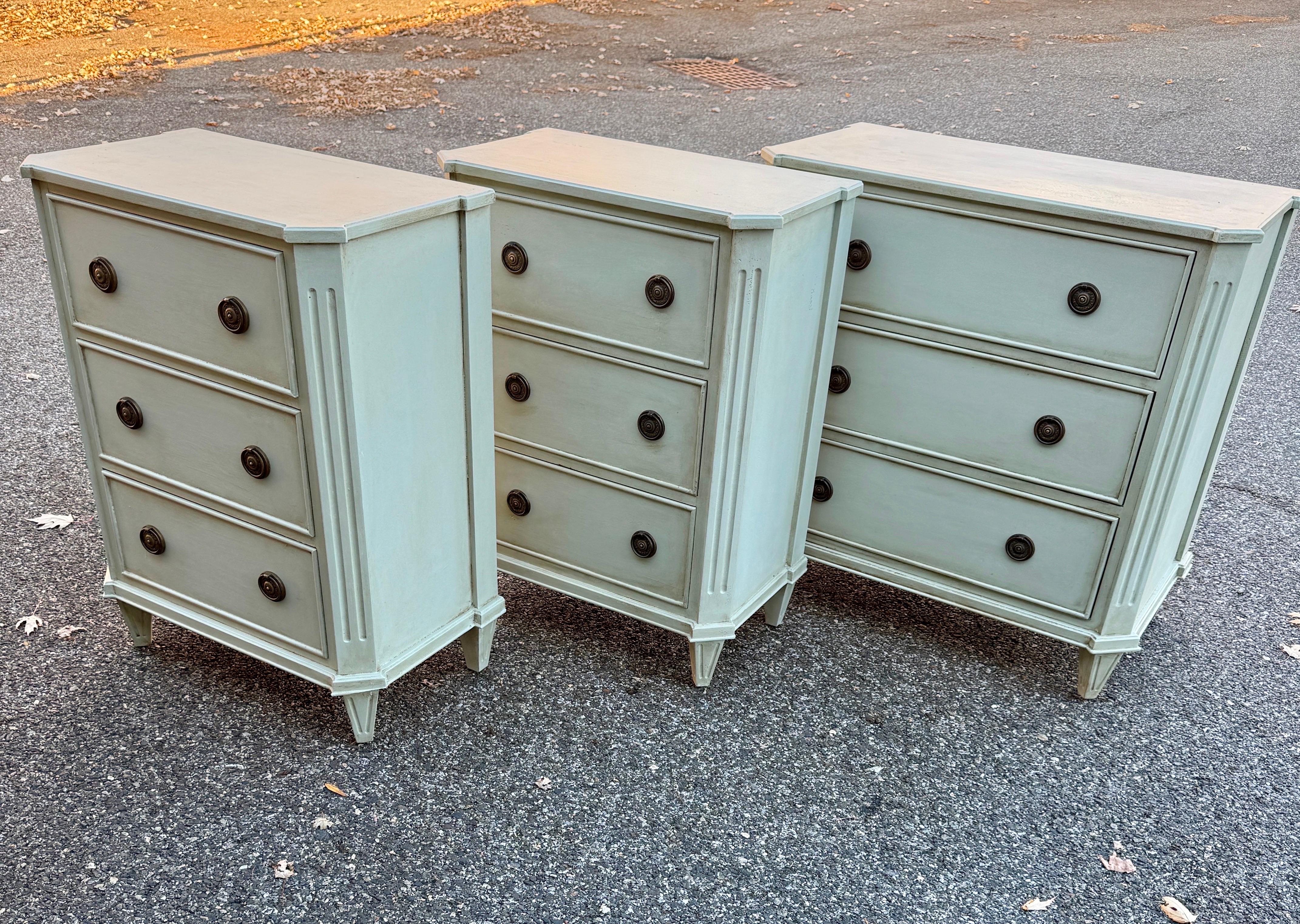 Swedish Gustavian Style Painted 3 Drawer Chest Bureau For Sale 3