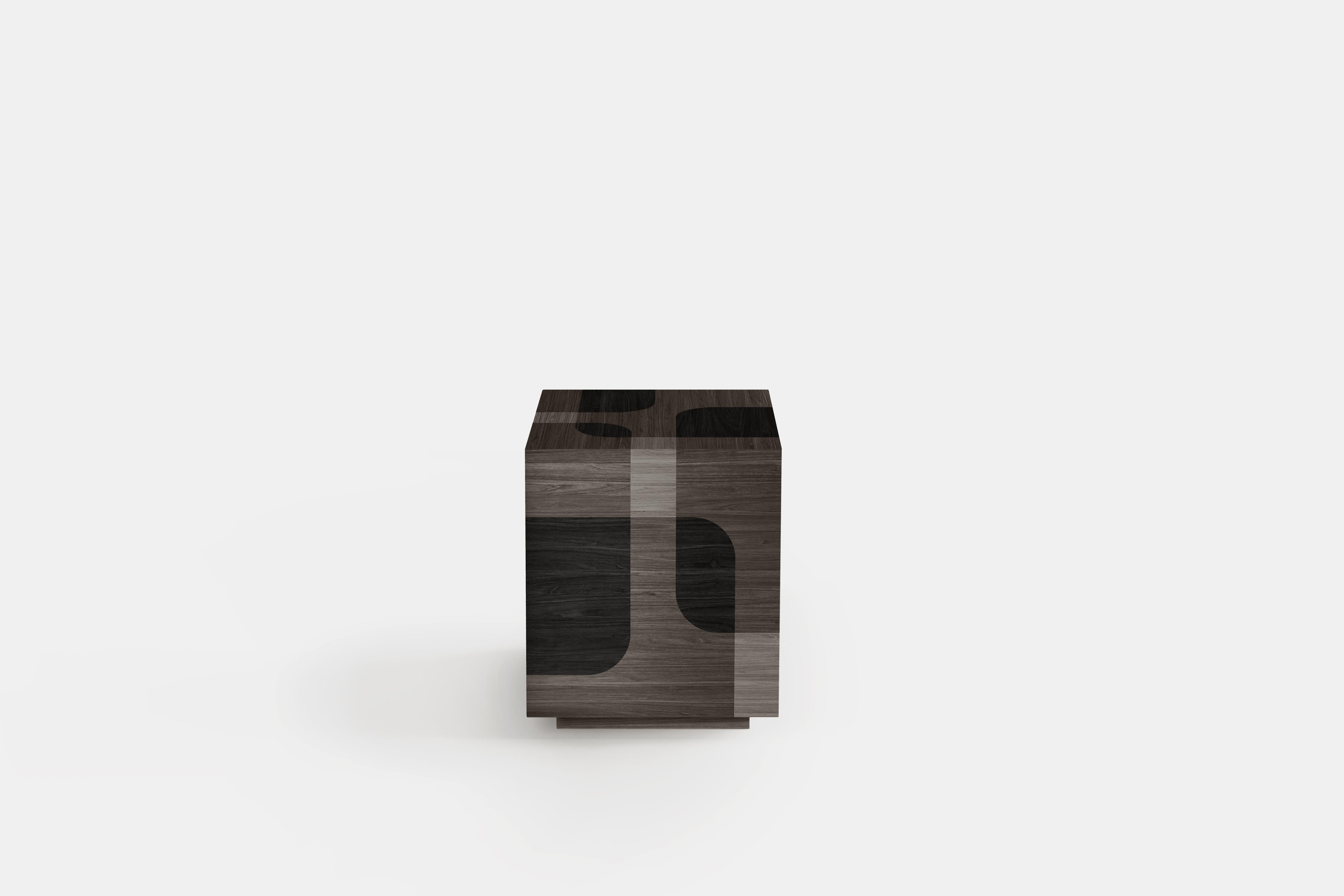Bodega Side Table, Night Stand in Black Wood Marquetry Veneer by Joel Escalona (Marketerie) im Angebot