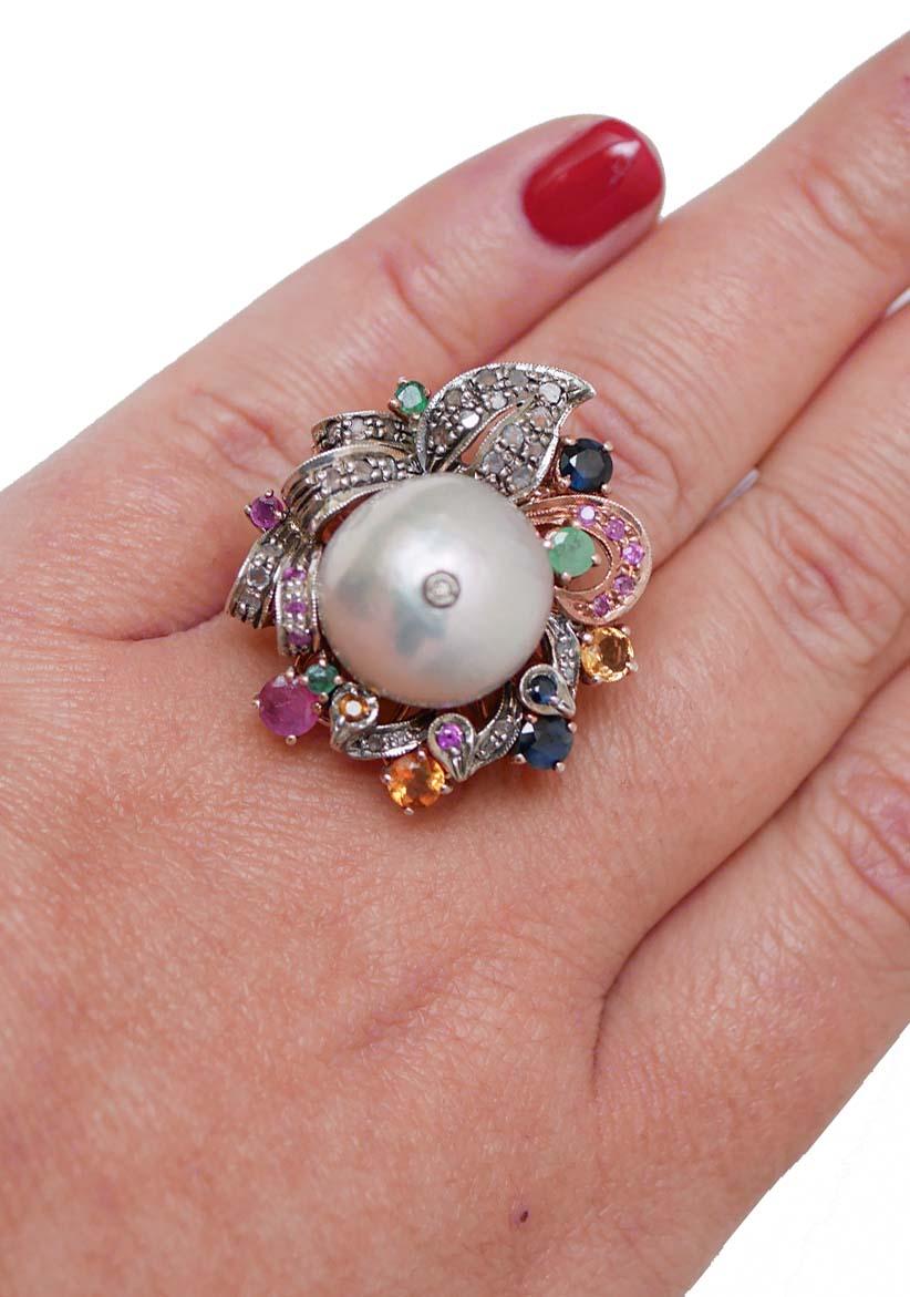 Grey Pearl, Emeralds, Diamonds, Sapphires, Rubies, Rose Gold and Silver Ring In Good Condition For Sale In Marcianise, Marcianise (CE)