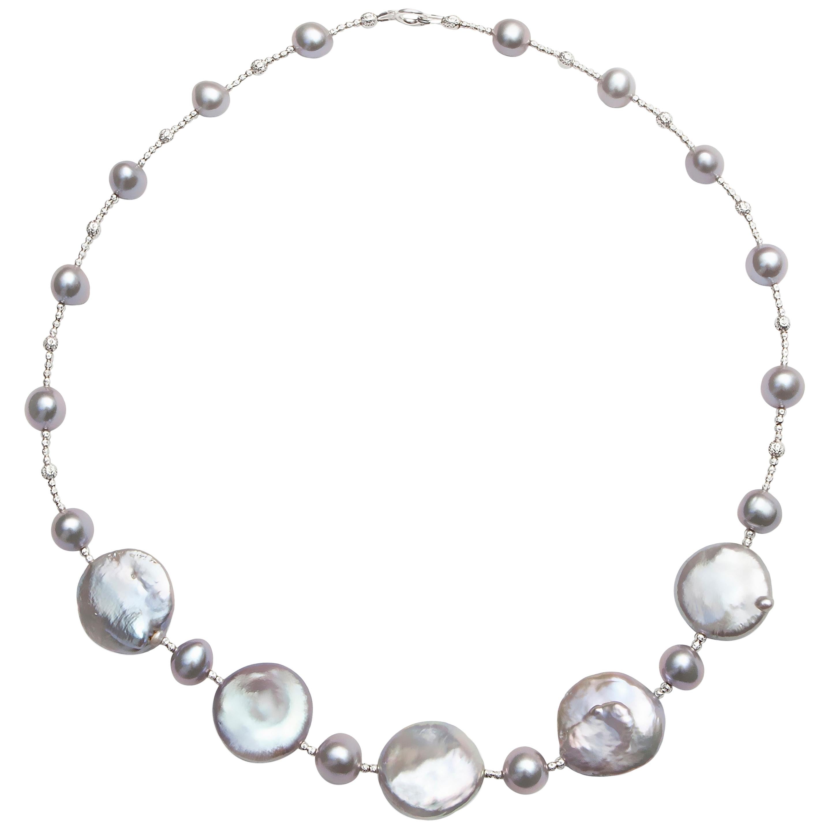 Grey Pearl Necklace with Five-Coin Pearls and Diamond Cut Beads For Sale