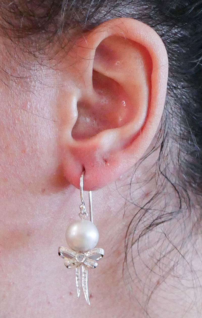 Pendants d'oreilles en or blanc, perles grises, topaze de couleur aigue-marine et diamants Bon état - En vente à Marcianise, Marcianise (CE)