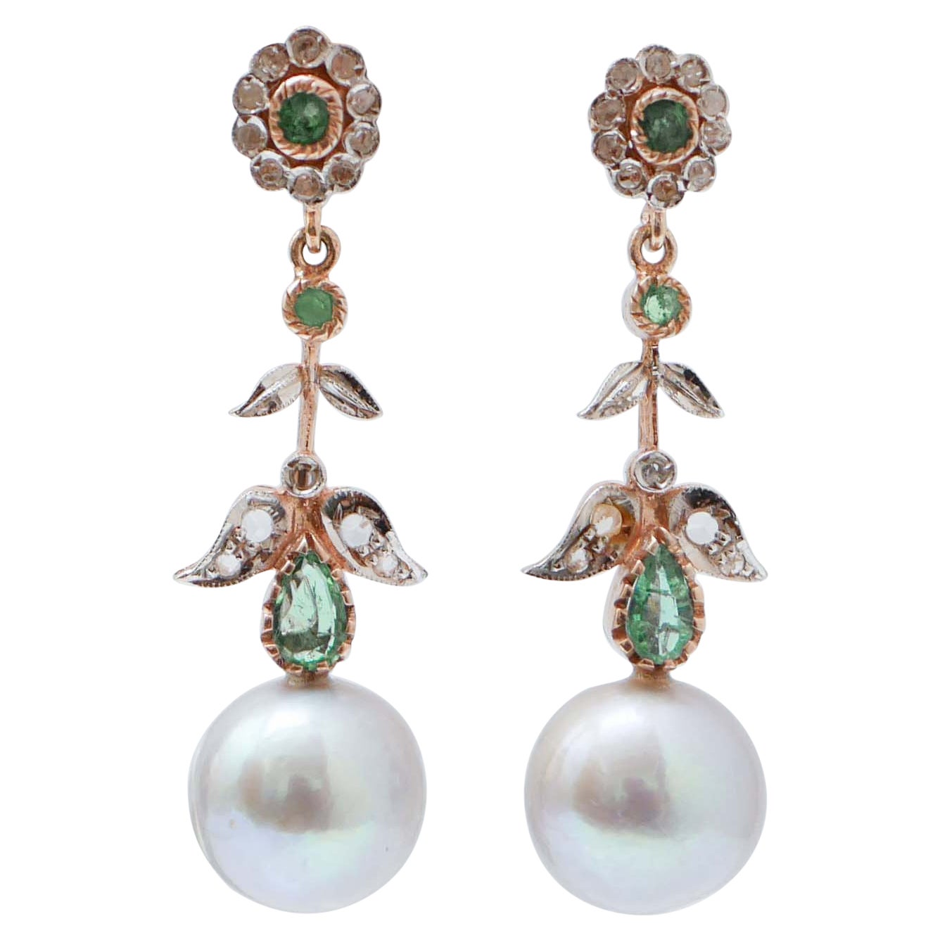 Boucles d'oreilles en argent et or rose, perles grises, émeraudes, diamants