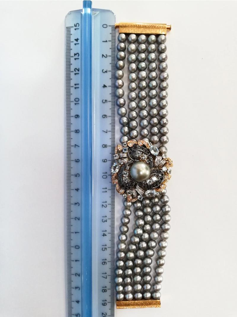 Grey Pearls, Black and White Diamonds, Aquamarine, 14 Kt  Gold Beaded Bracelet For Sale 1