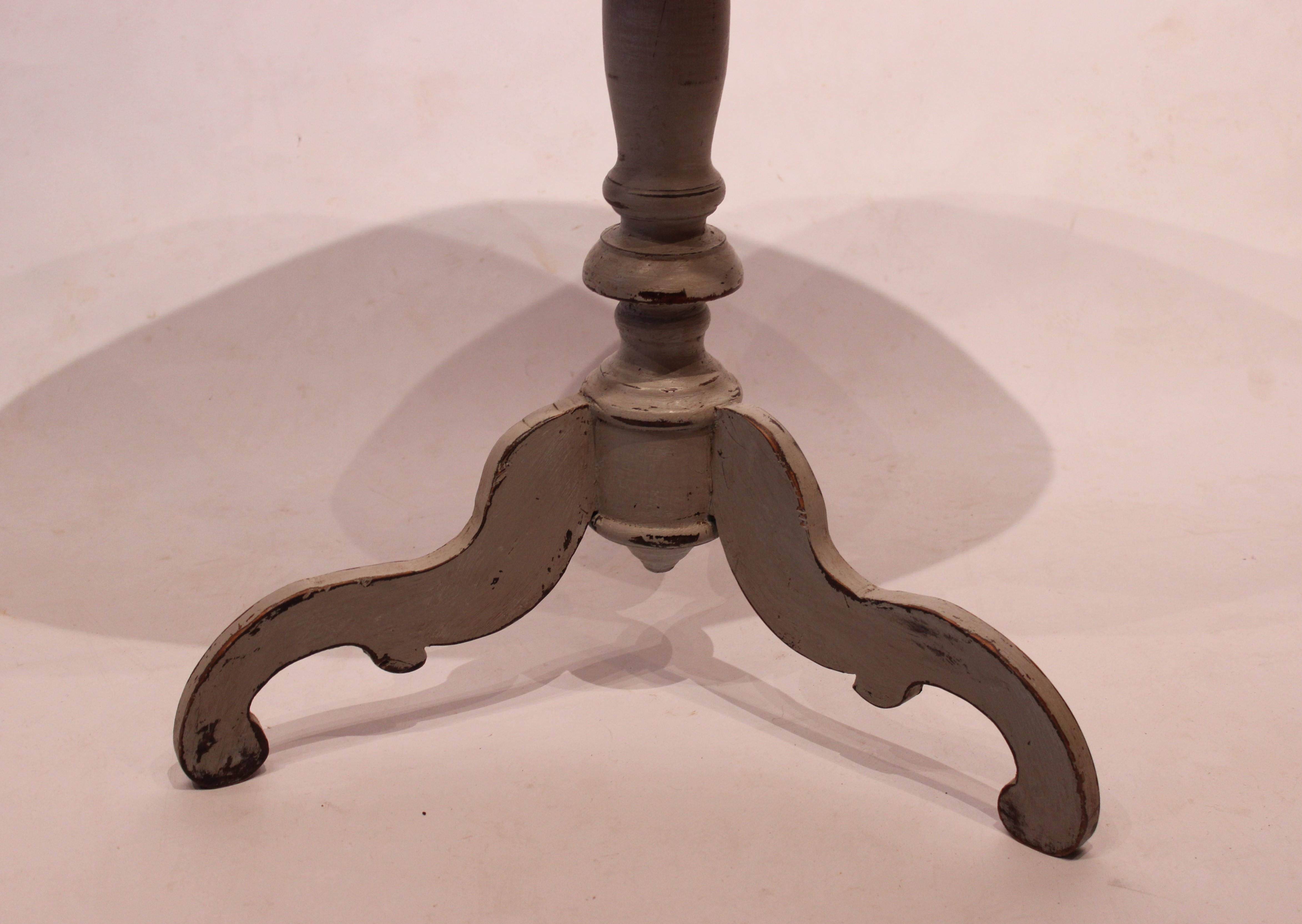 Painted Grey Pedestal Table with Checkered Surface in the Style of Gustavian, 1840