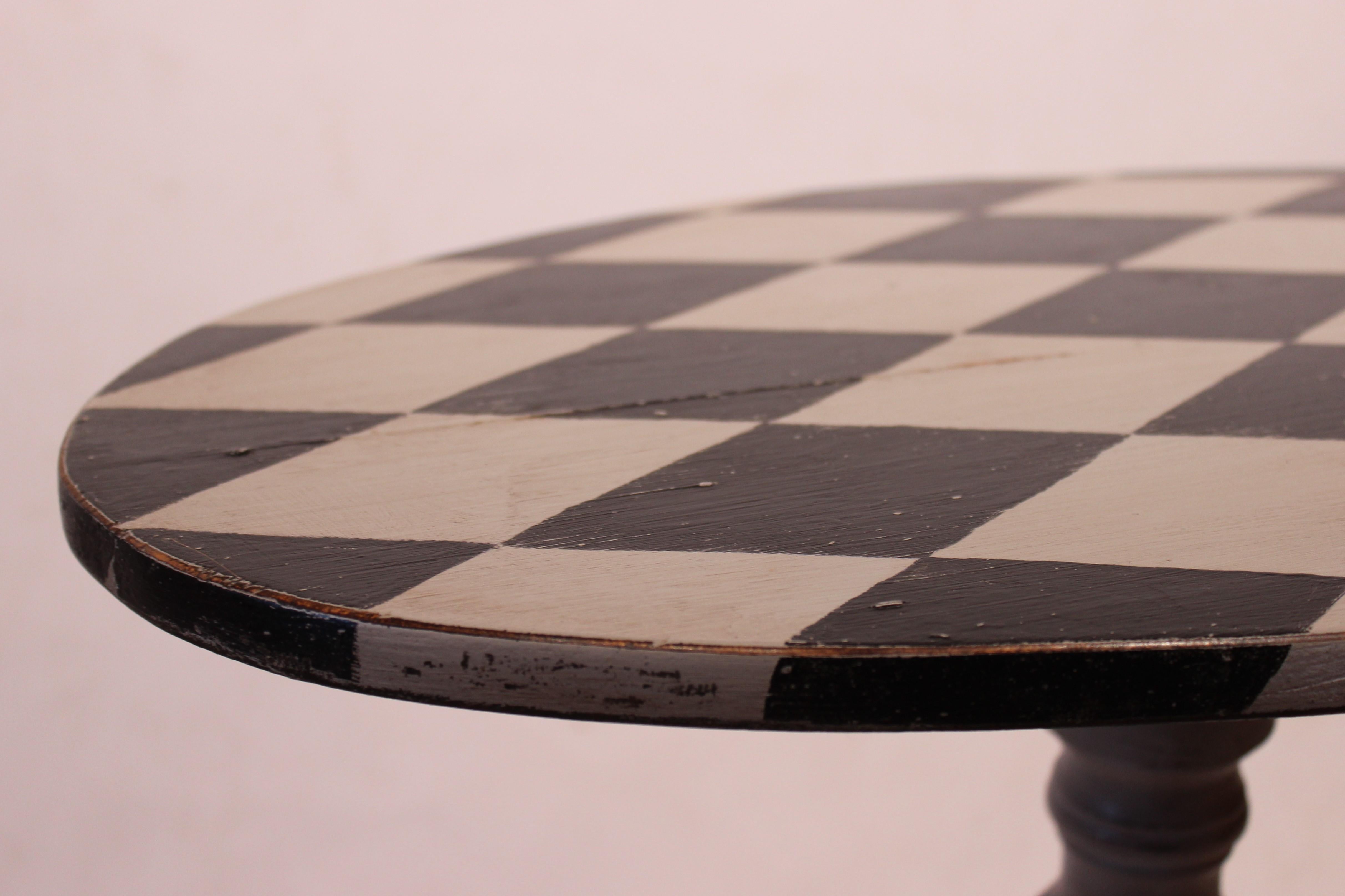 Grey Pedestal Table with Checkered Surface in the Style of Gustavian, 1840 In Good Condition In Lejre, DK