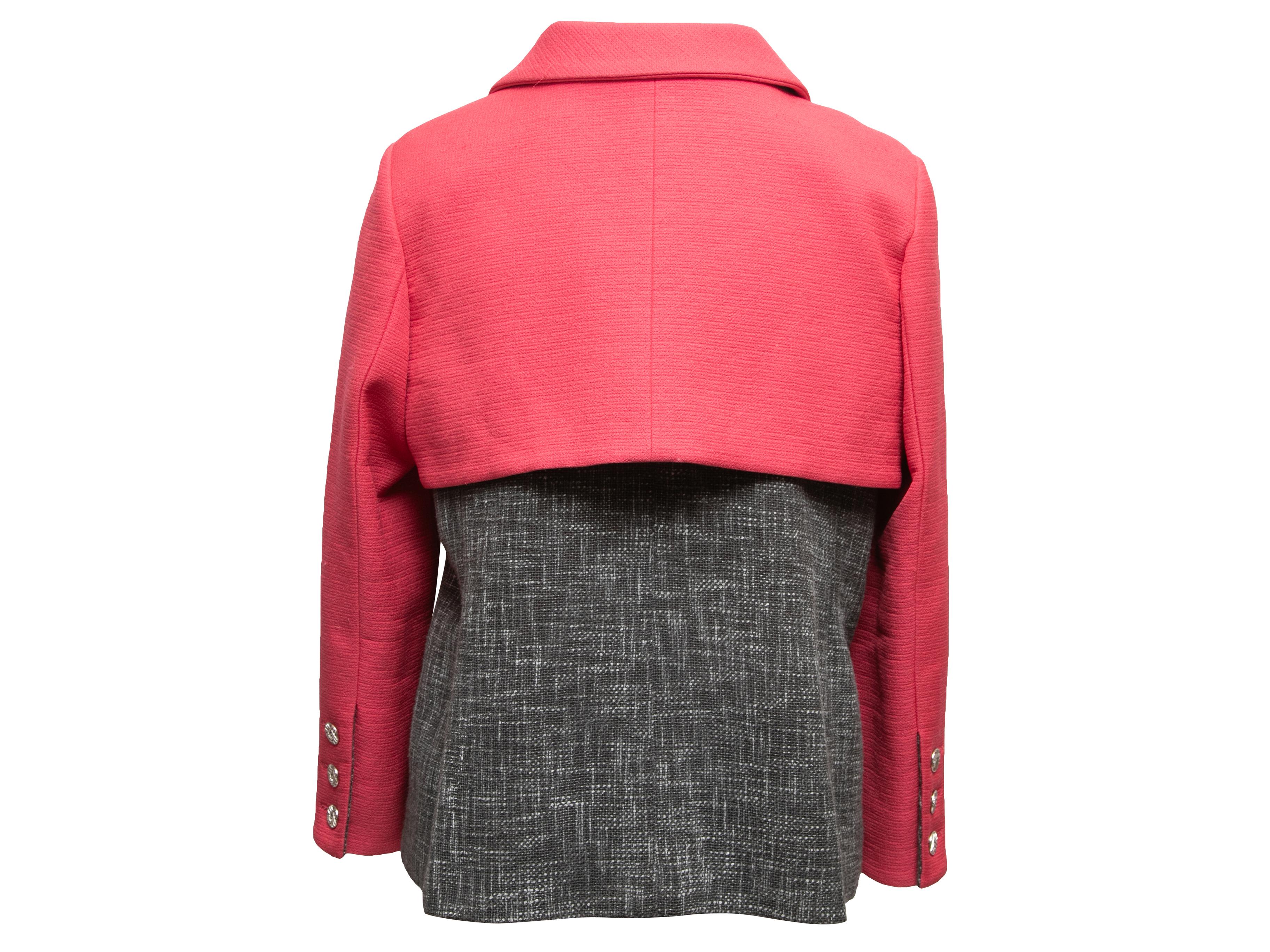 Grey & Pink Chanel Color Block Blazer Size FR 46 In Good Condition For Sale In New York, NY