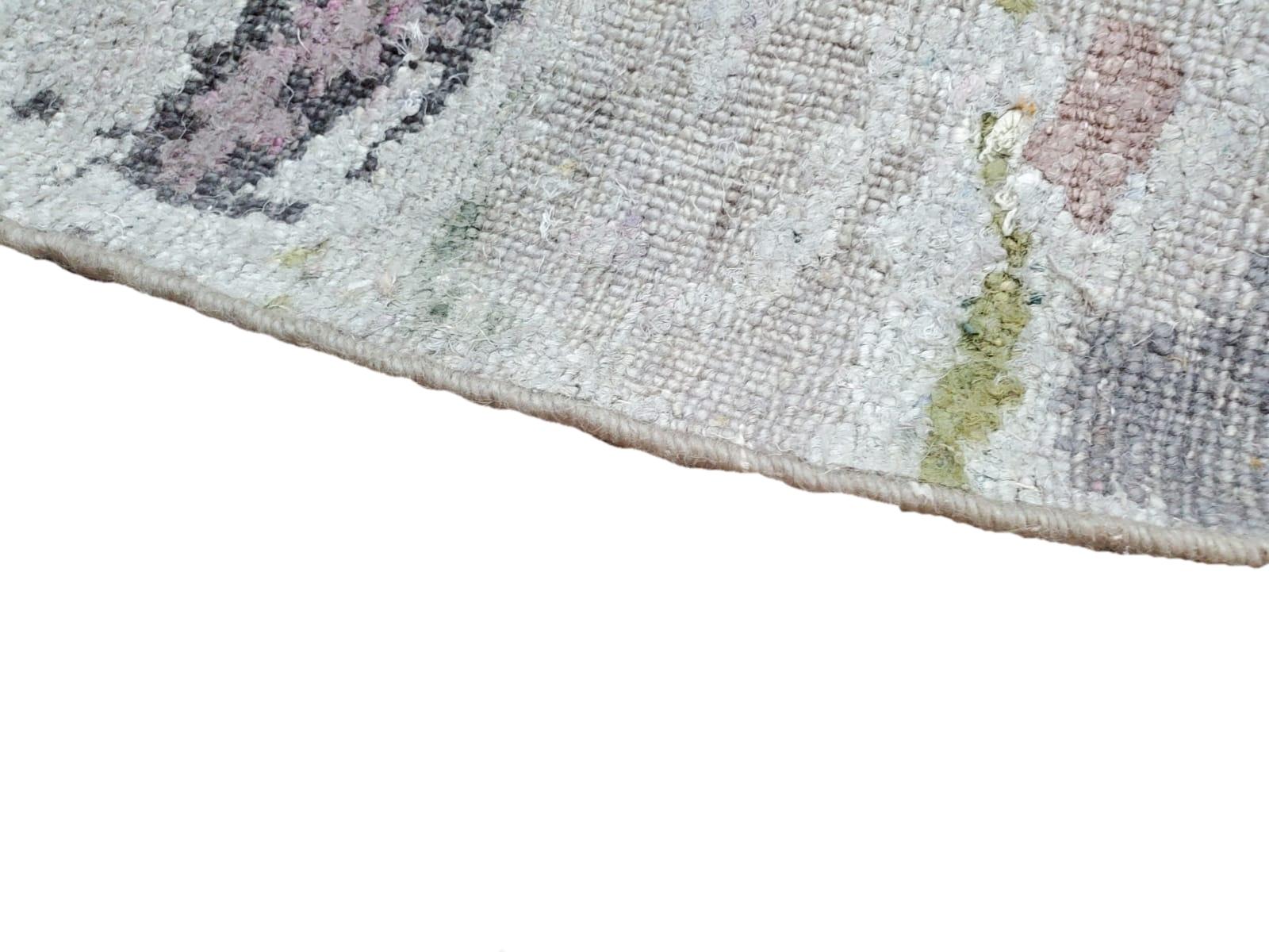Grey Pink Taupe Multi-Level Wool with Silk Round Contemporary Woven Rug For Sale 2
