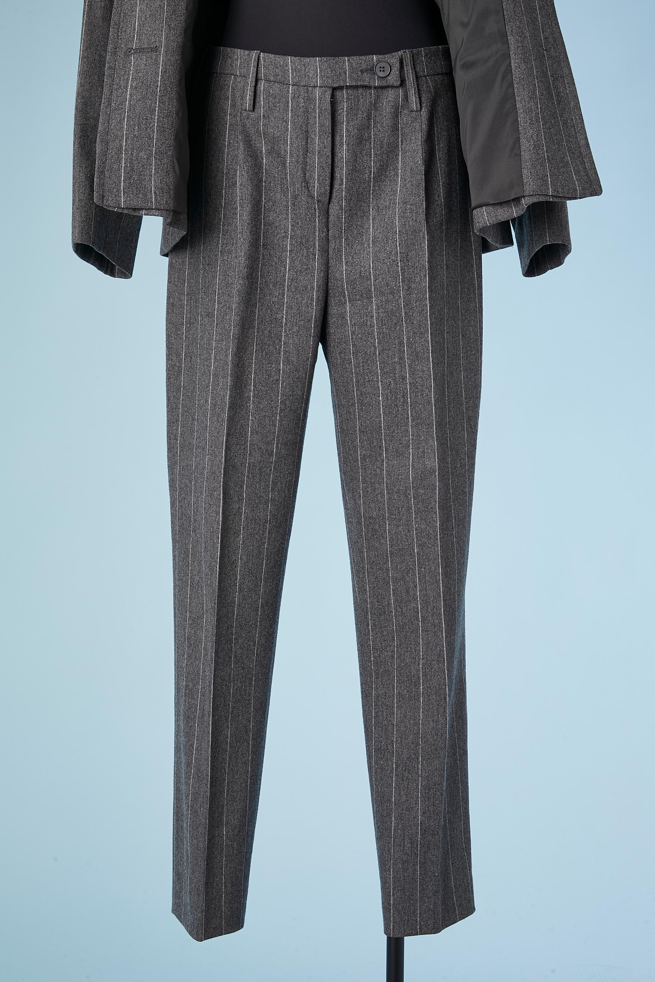 Costume pantalon gris à rayures en laine Yves Saint Laurent Variation  en vente 1