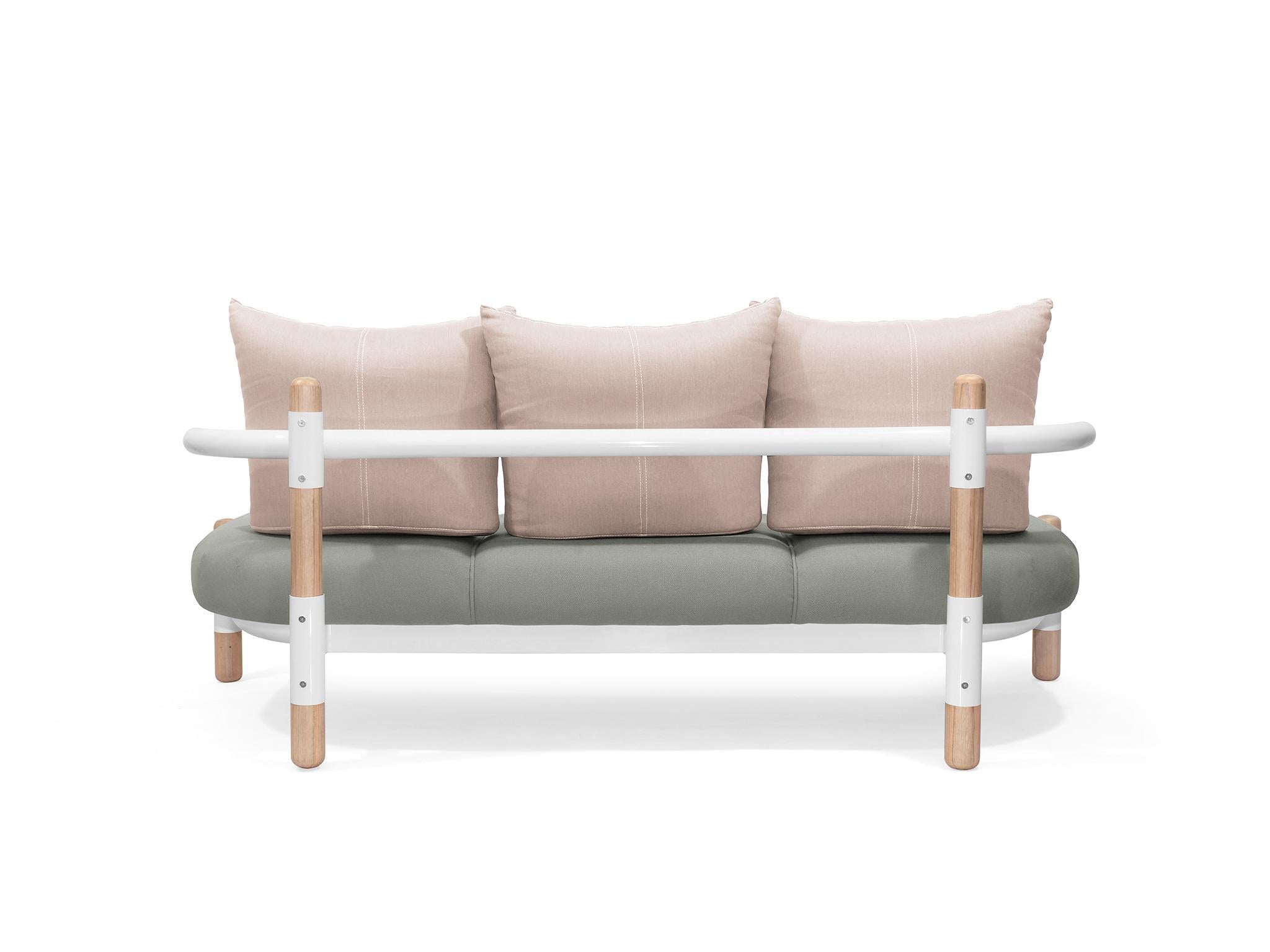 Modern Grey PK15 Three-Seat Sofa, Carbon Steel Structure and Wood Legs by Paulo Kobylka For Sale