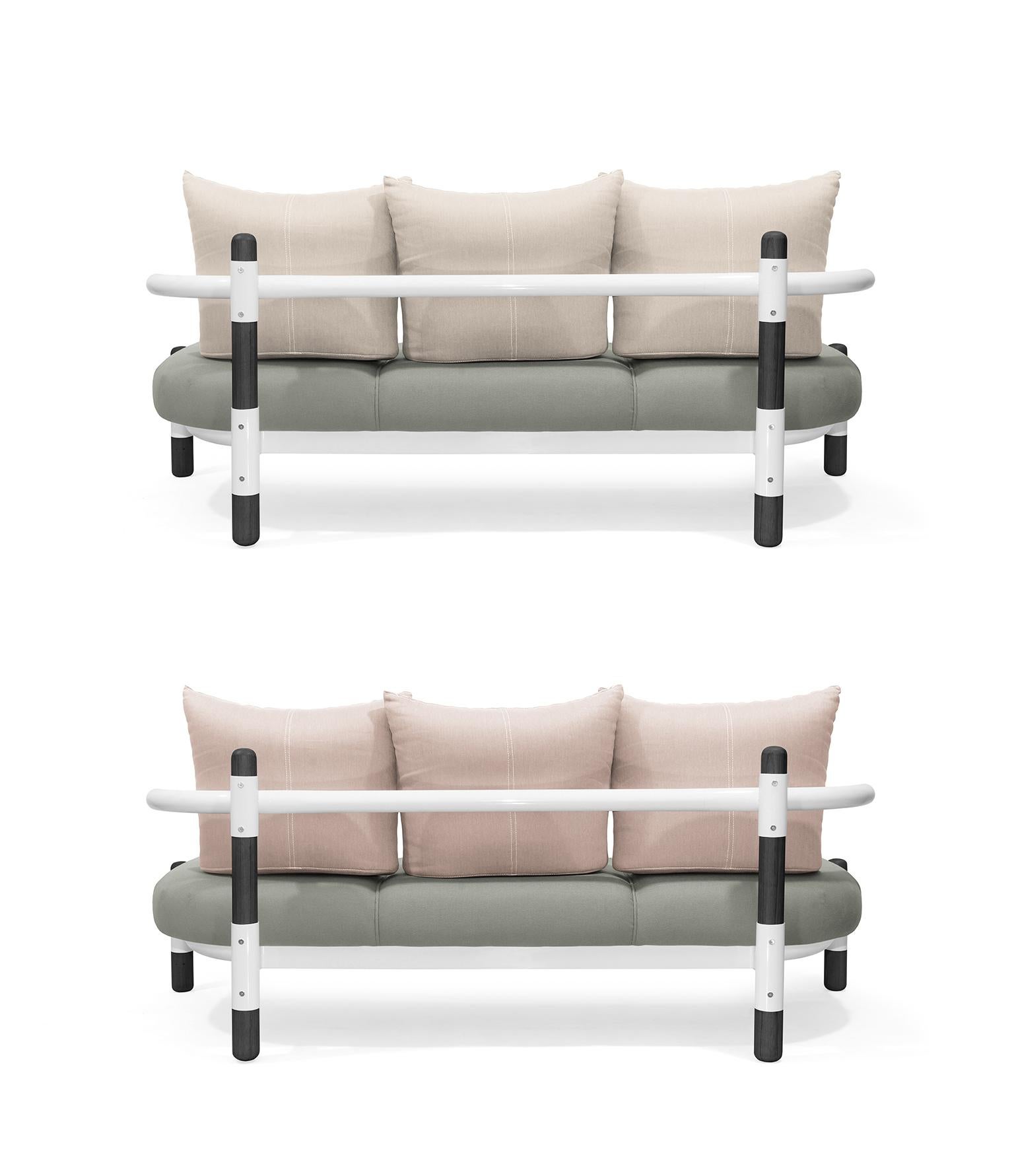 Contemporary Grey PK15 Three-Seat Sofa, Steel Structure & Ebonized Wood Legs by Paulo Kobylka For Sale