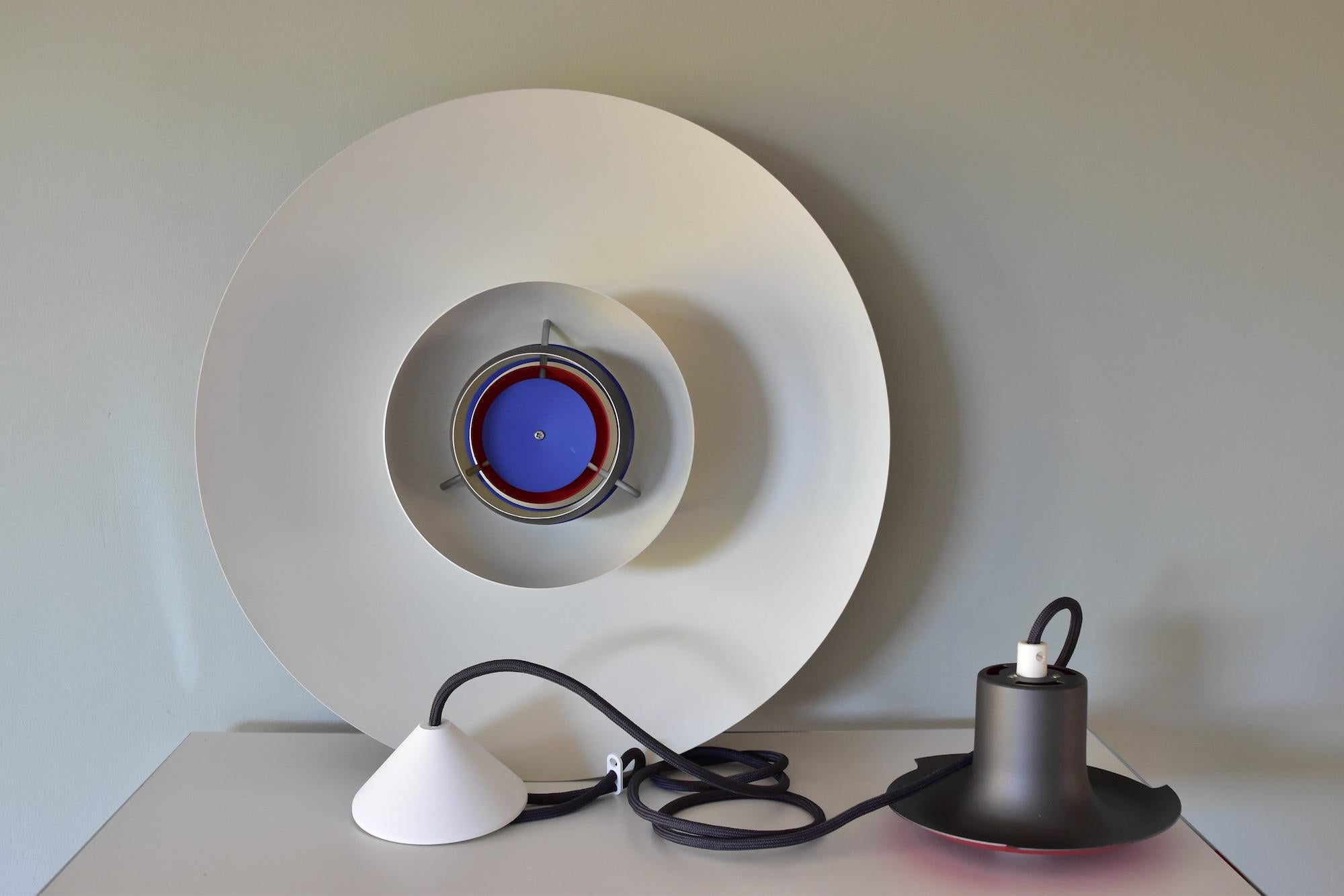 Grey Poul Henningsen PH 5 Pendant Lamp by Louis Poulsen, Denmark In Good Condition In Krefeld, DE