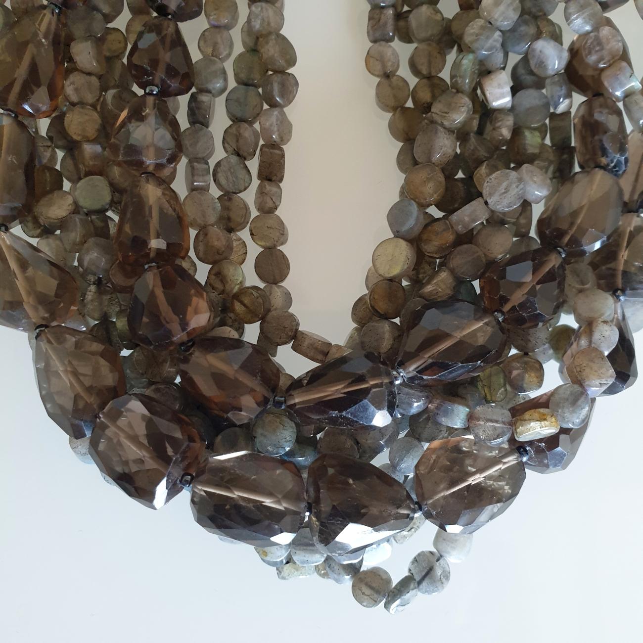 Grey Quartz Crystal Vintage Necklace, France In Excellent Condition For Sale In Dallas, TX