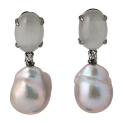 Grey Quartz, Diamonds and Cultural Pearls on Black Gold Dangling Earrings